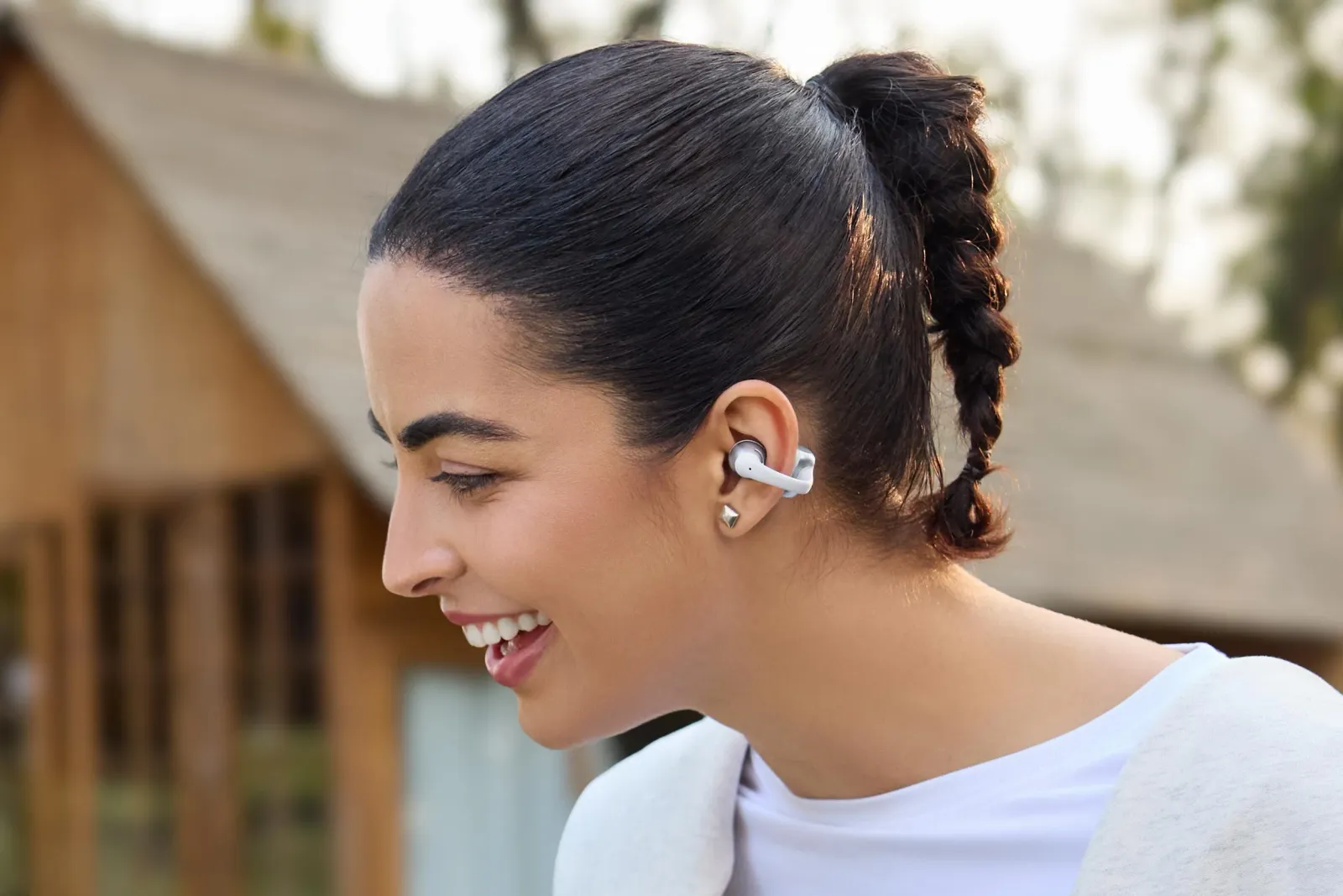 Shokz’s new open earbuds cut weight, price, and ear fatigue