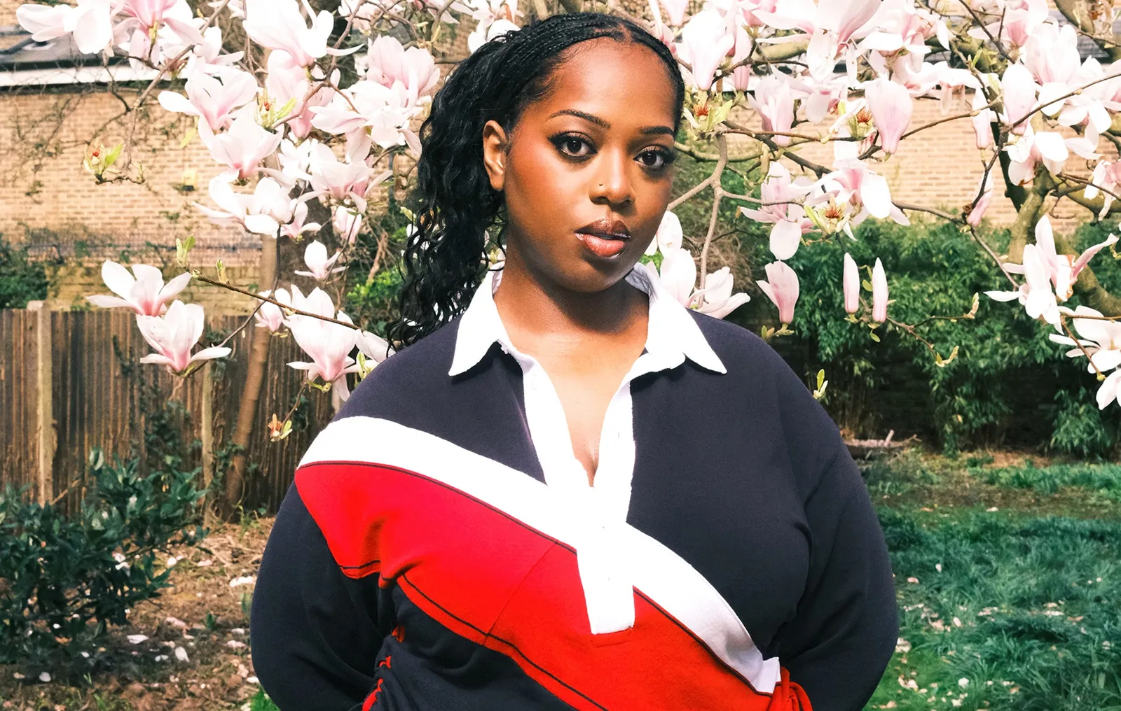 Konyikeh’s third EP 'Cinere' turns “rules” into strings, choirs, and raw emotion