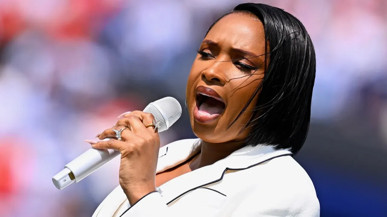 Jennifer Hudsons 2026 World Cup anthem ended with a 30-second late flyover
