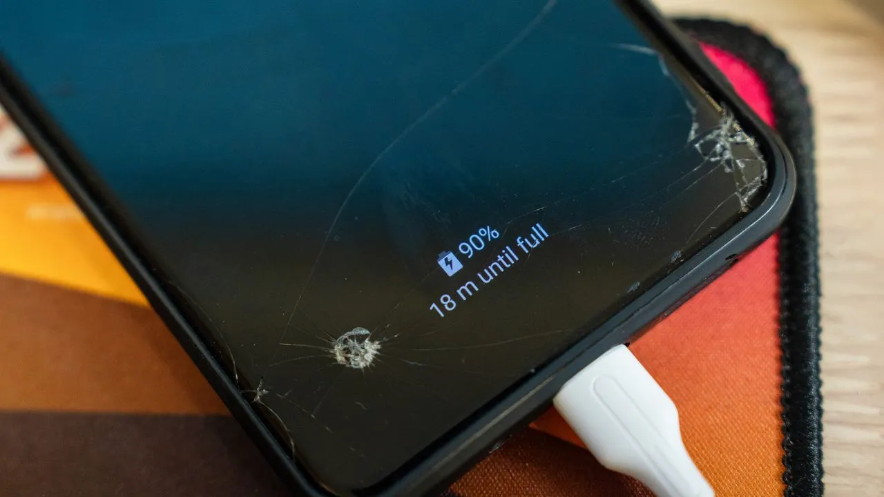 Fast charging can accelerate battery aging, mainly via lithium plating and extra heat