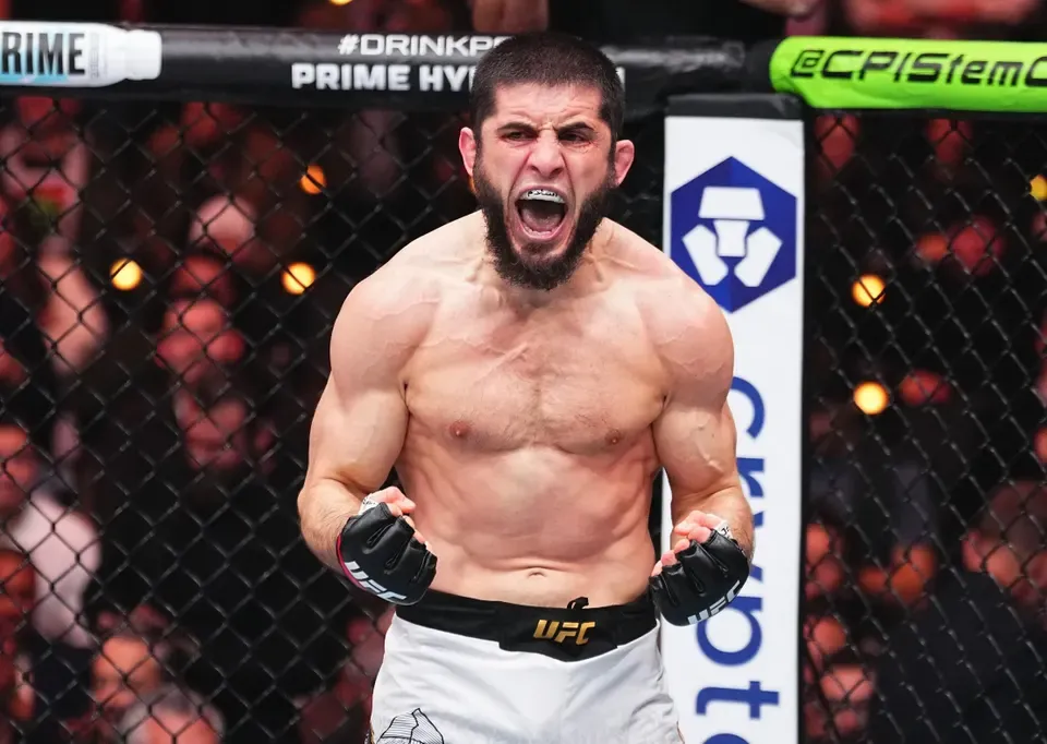 Dana White books UFC 330 Philadelphia Aug. 15 with Makhachev-Garry and Dern-Robertson titles