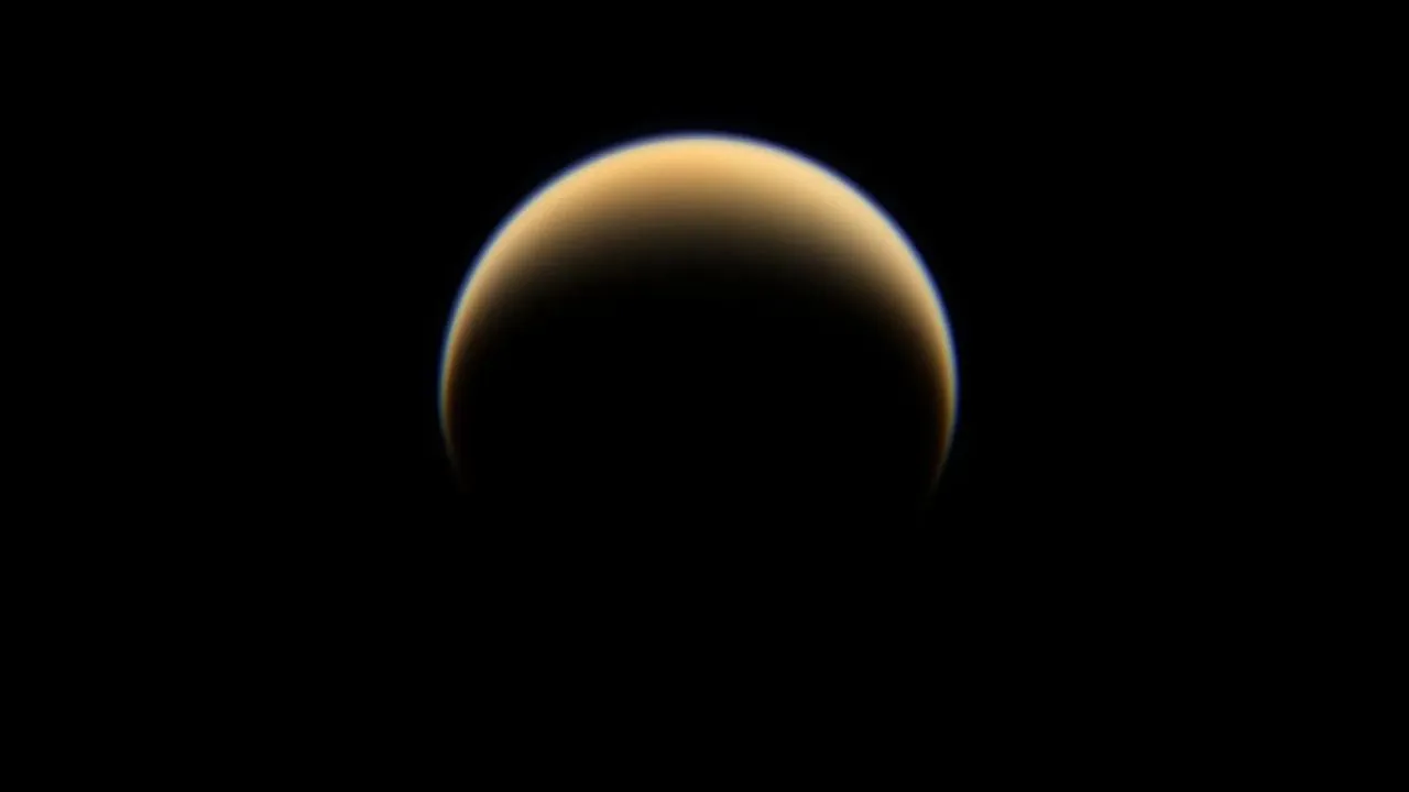 JWST spots the same Pluto-Titan infrared mystery feature, but scientists still cannot identify it