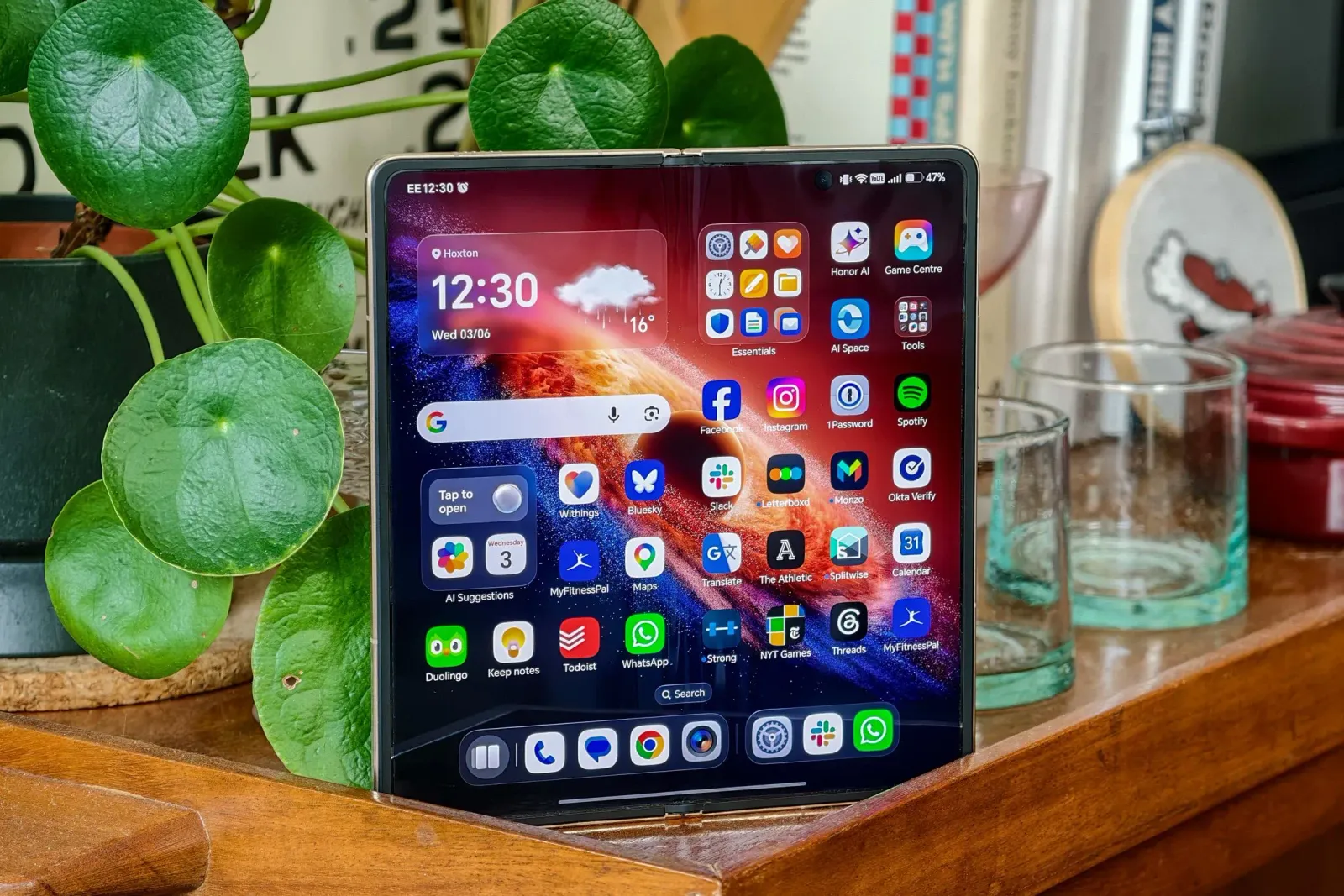 Honor Magic V6 claims three foldable “firsts”, but the biggest win is battery life