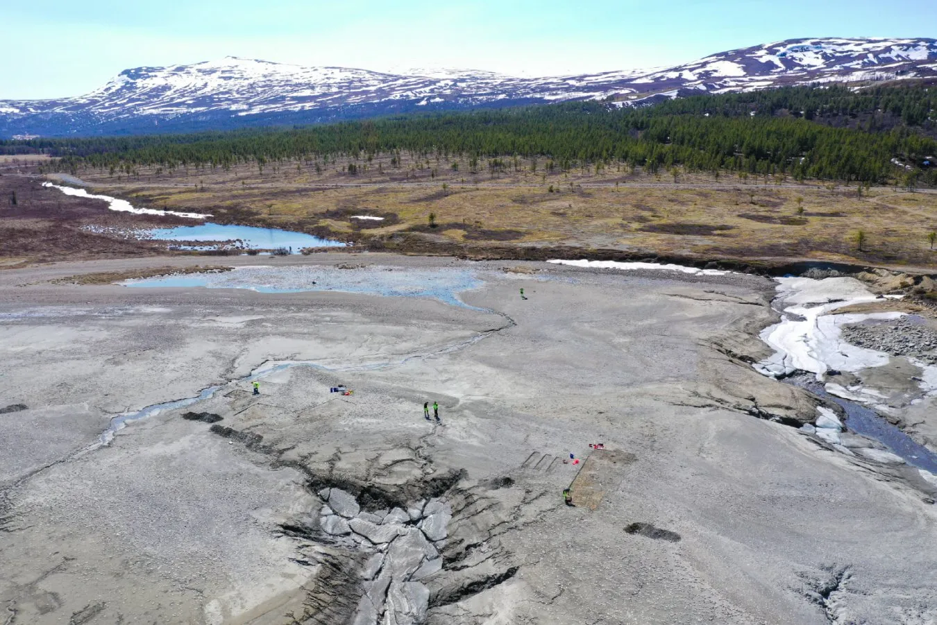7000-year-old fish translocation: hunter-gatherers seeded Norway’s Lake Tesse with brown trout