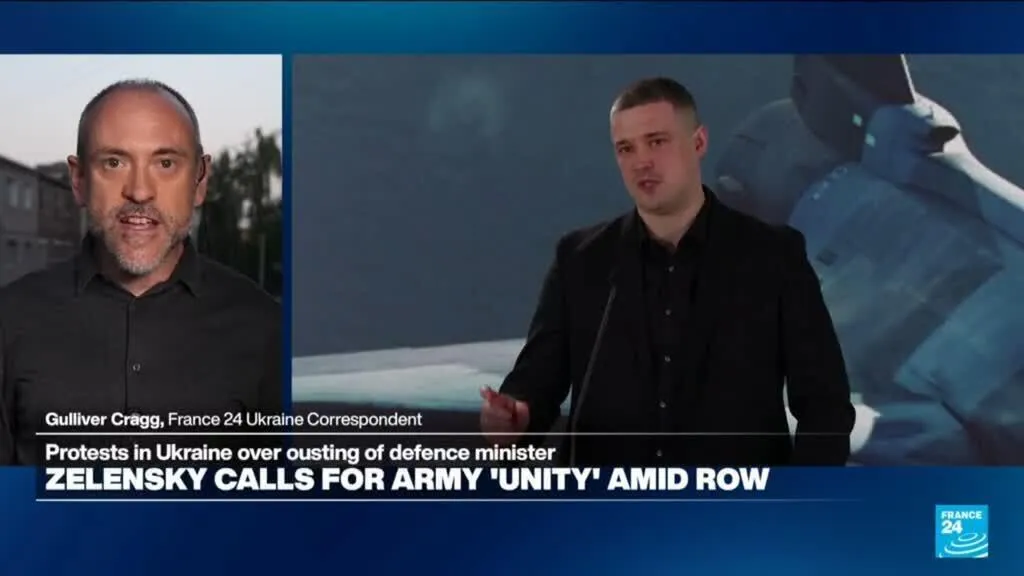 Ousted defence minister Mykhailo Fedorov publicly clashed with Ukraine’s top commander, Zelensky begged unity