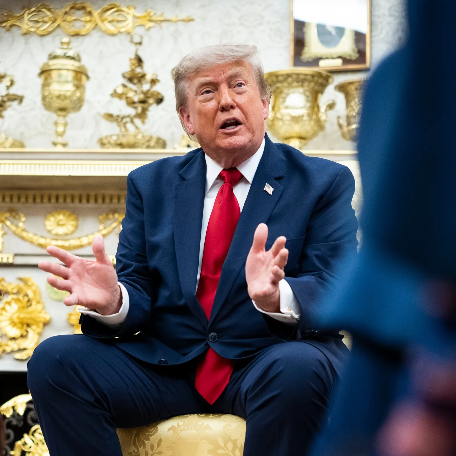 Trump pressures ICE to restart vehicle stops after NYT-linked halt over fatal shootings