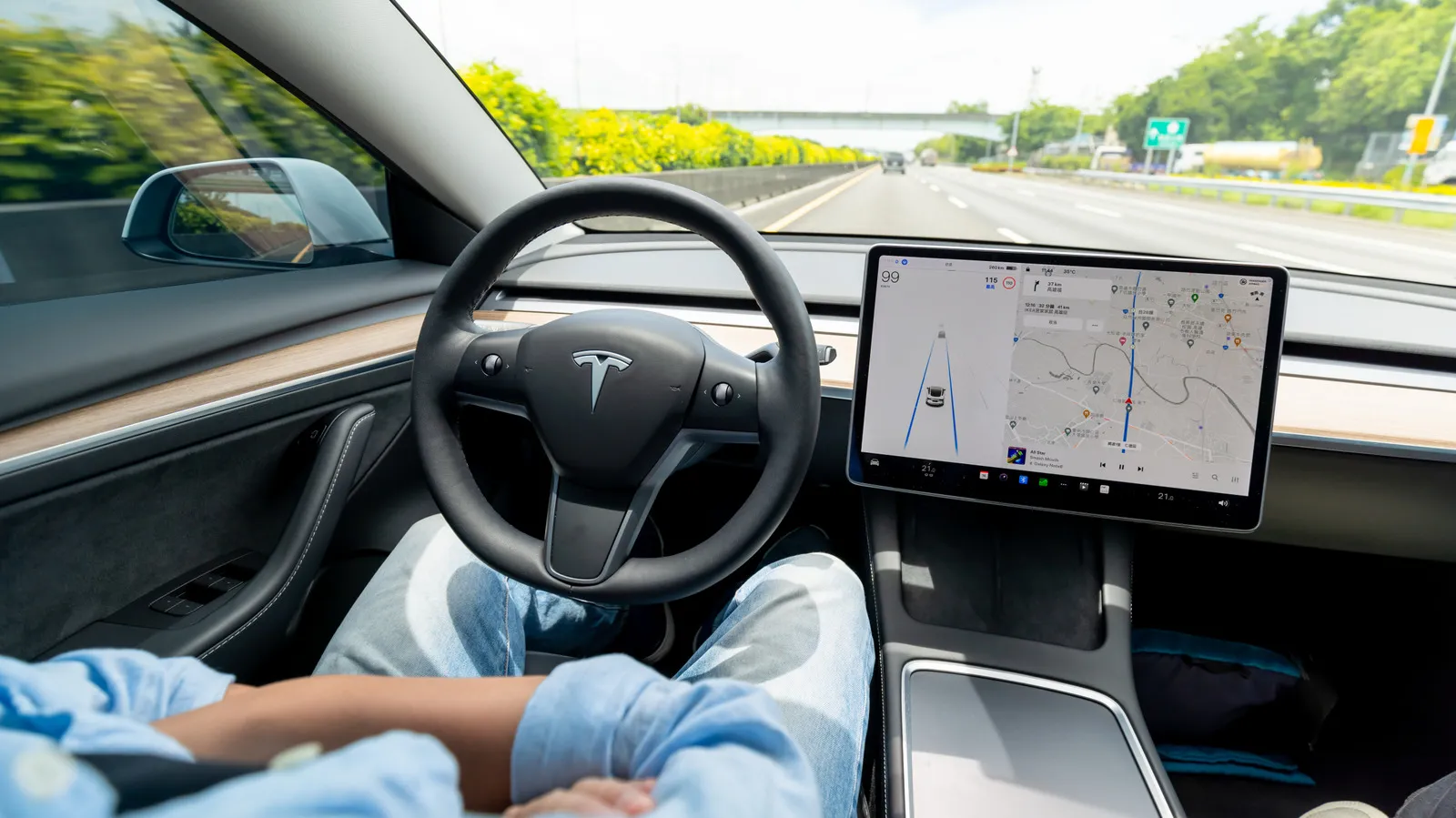 NTSB confirms Tesla driver overrode Full Self-Driving in fatal crash