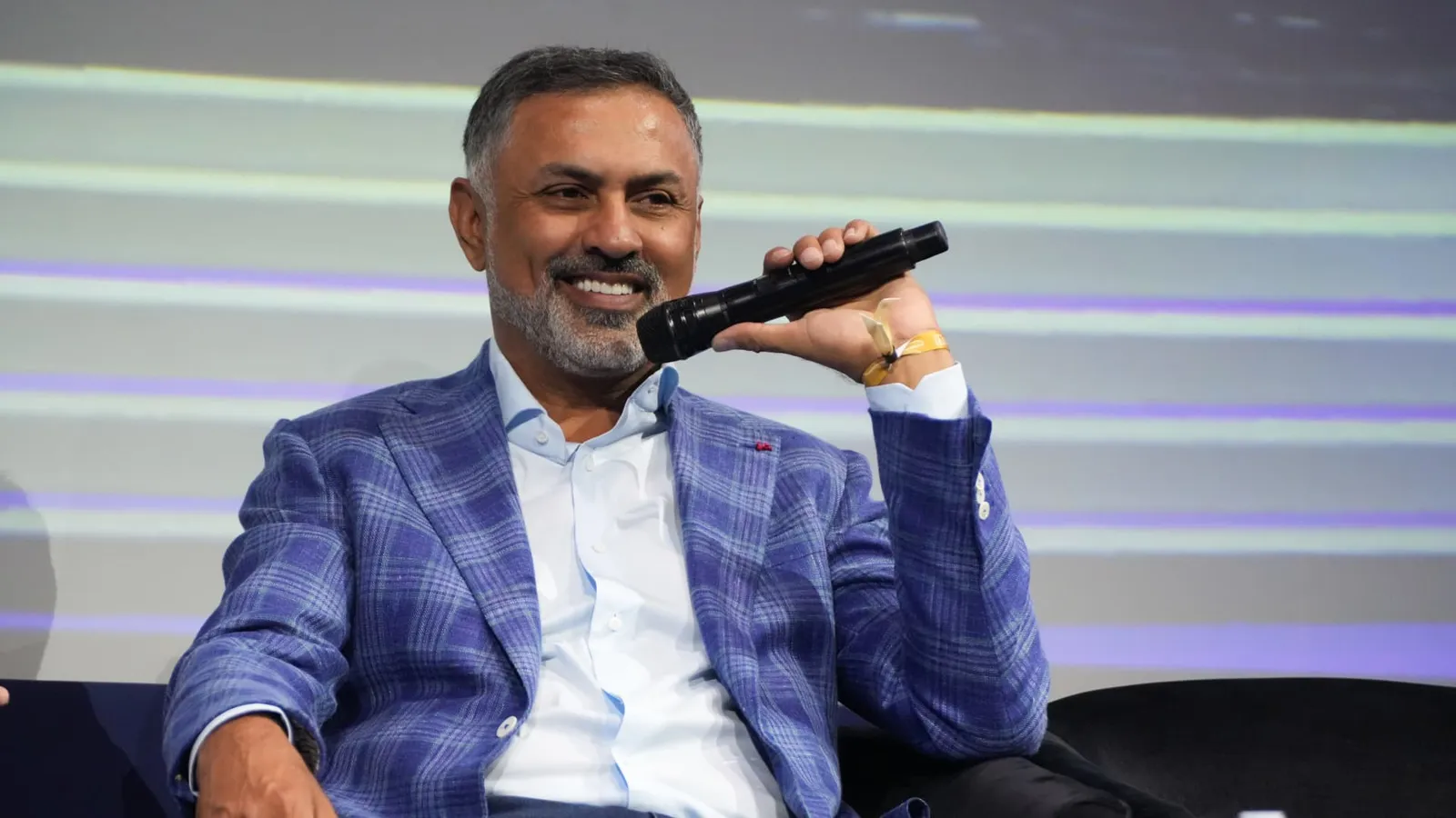 Palo Alto Networks jumps 12% on earnings beat amid AI security urgency