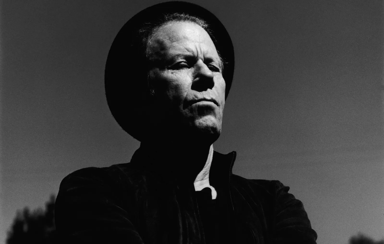 Tom Waits drops “The Fly” B-side to Massive Attack’s politically charged “Boots On The Ground”