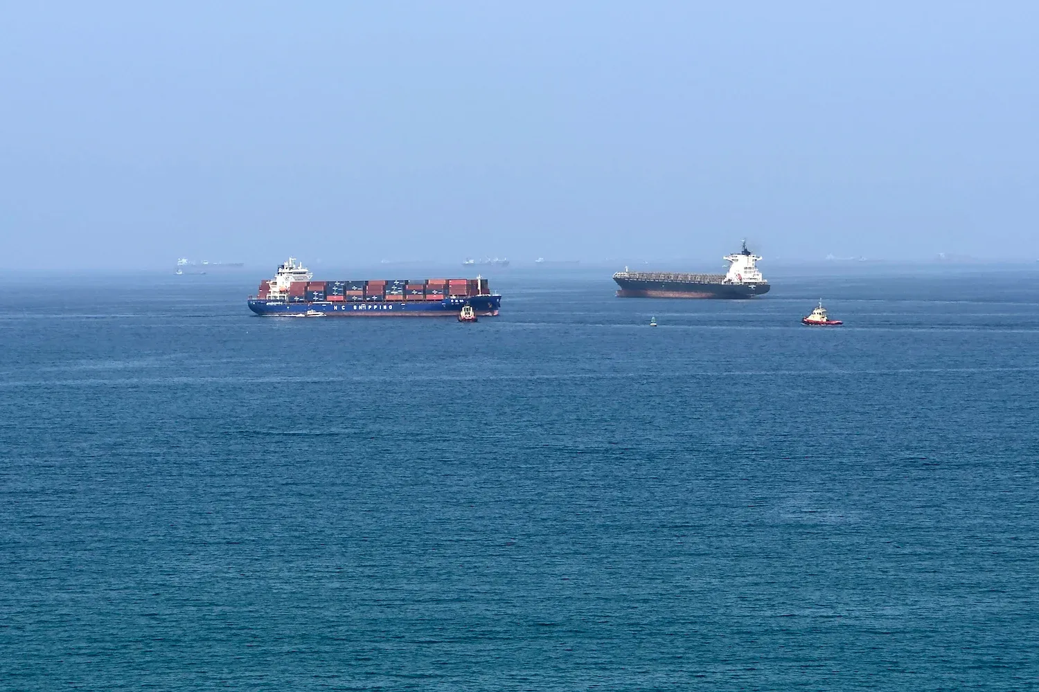 Iran says it controls Strait of Hormuz; U.S. says talks are not optional