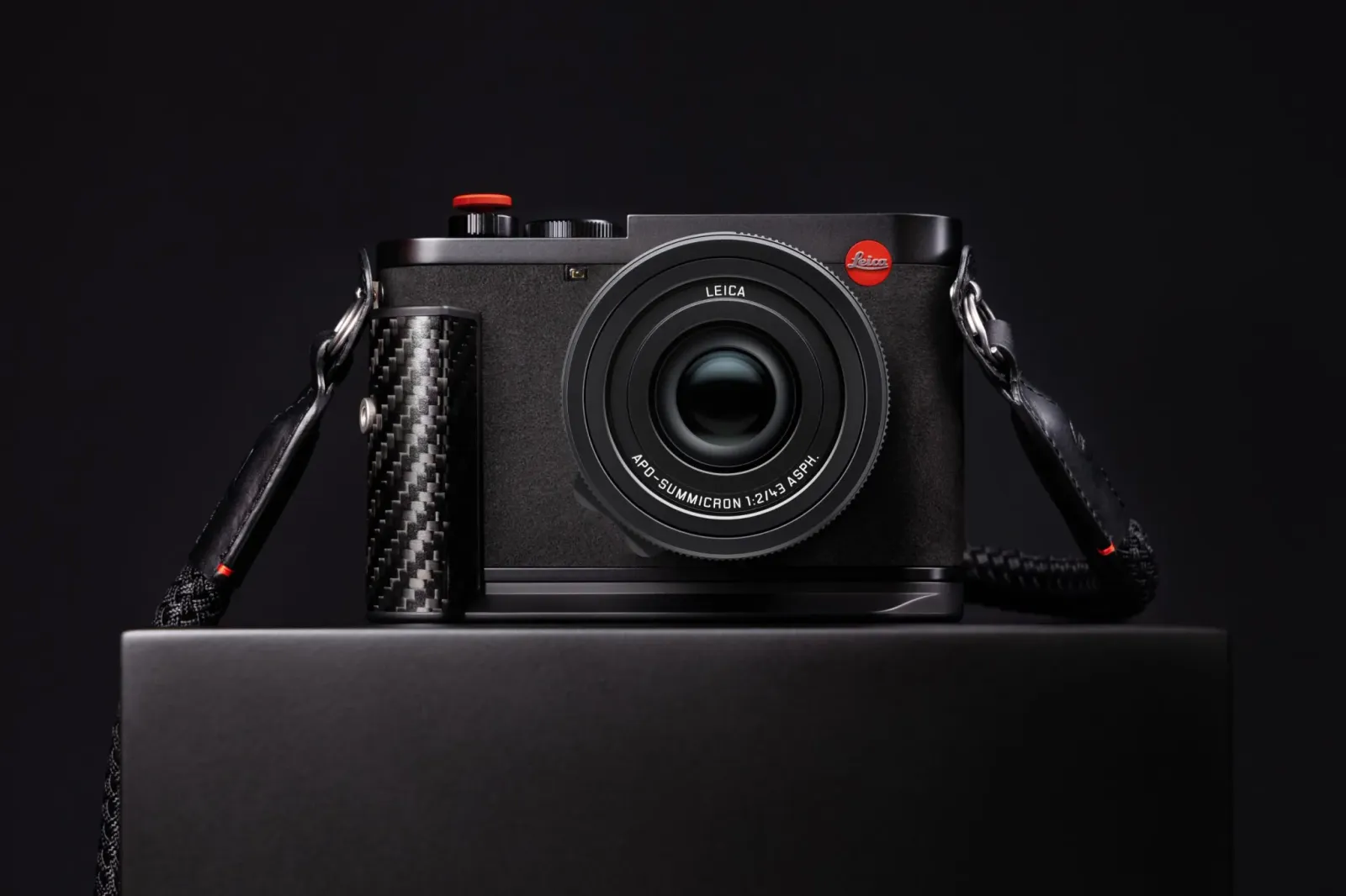 Leica's U.S. chief bets F1 fans will pay $9,950 for a carbon-fiber camera