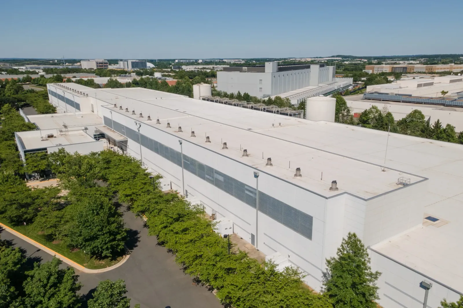 NextEra’s $66.8B Dominion deal (May 18, 2026) turns AI data demand into utility Wall Street growth