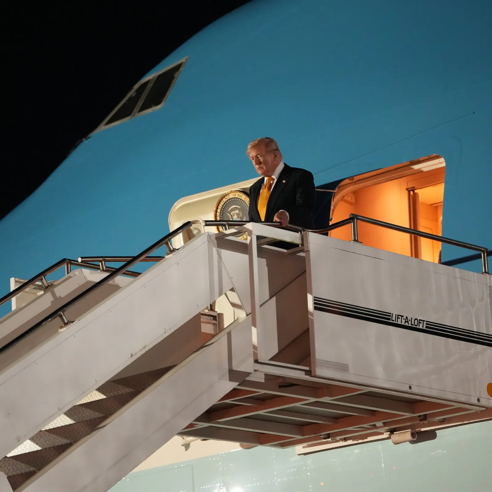 Trump switched to old Air Force One at NATO after Secret Service pushed Turkey departure