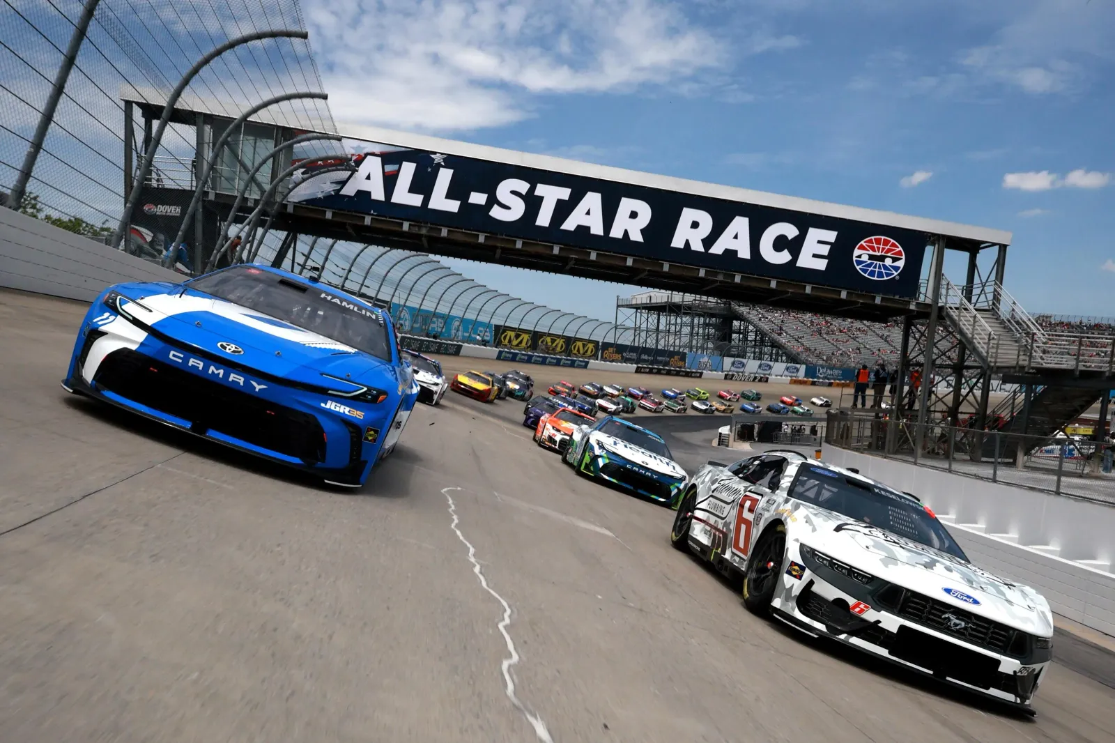 Keselowski vs Hamlin: NASCAR’s manufacturer war moves from garage to boardroom