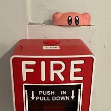 Ez E