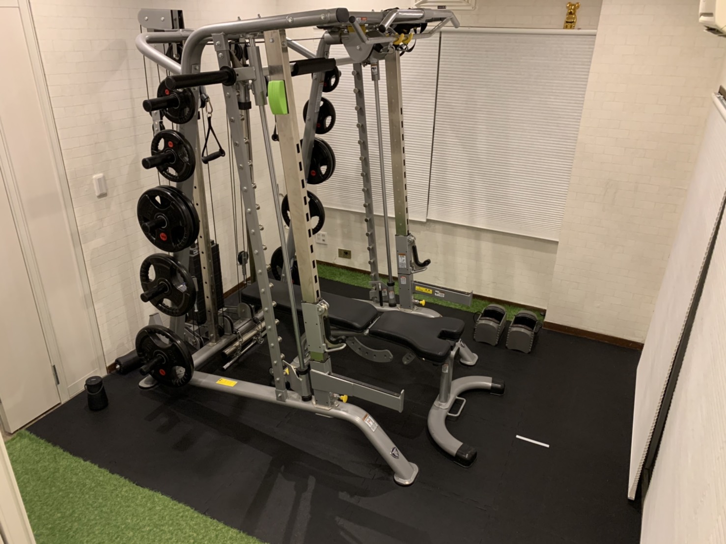 THE PERSONレンタルジム六本木・乃木坂南 BONDS GYMの内観