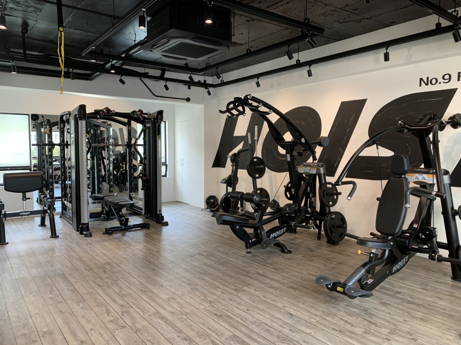 THE PERSONレンタルジム梅田・淀屋橋4F No.9 fitnessの内観