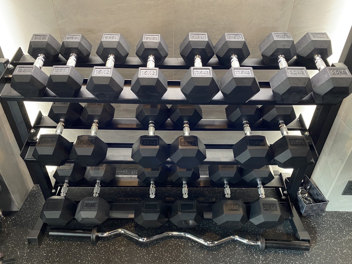 THE PERSONレンタルジム麻布十番2丁目の機材全景