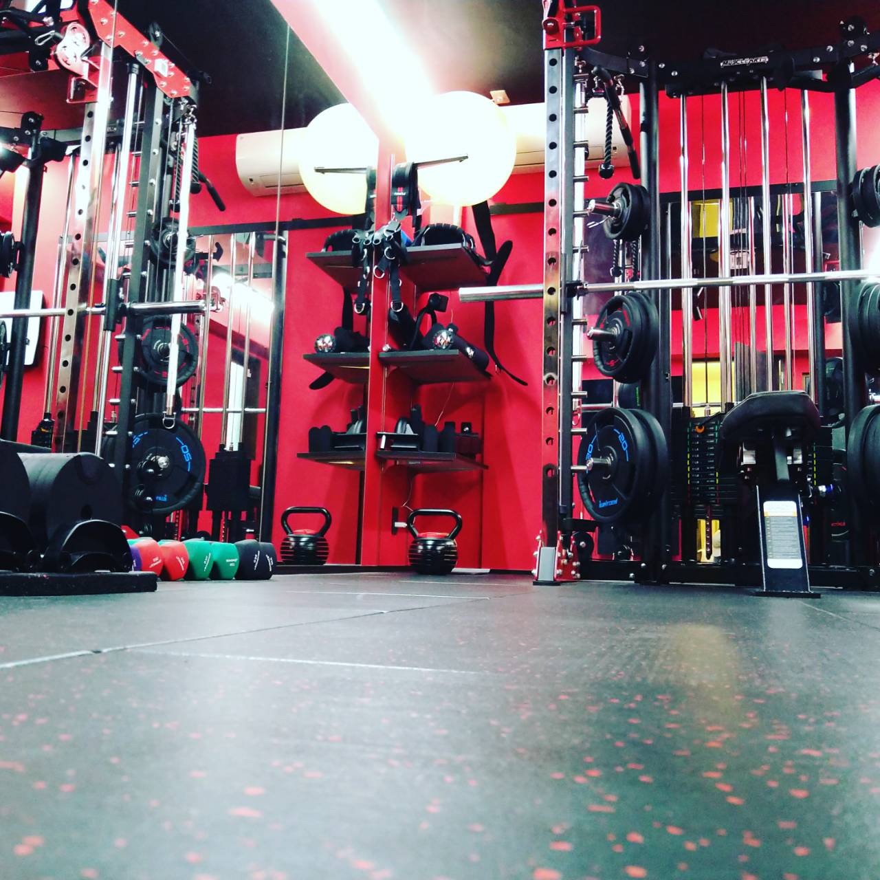 THE PERSONレンタルジム船橋・京成船橋の内観