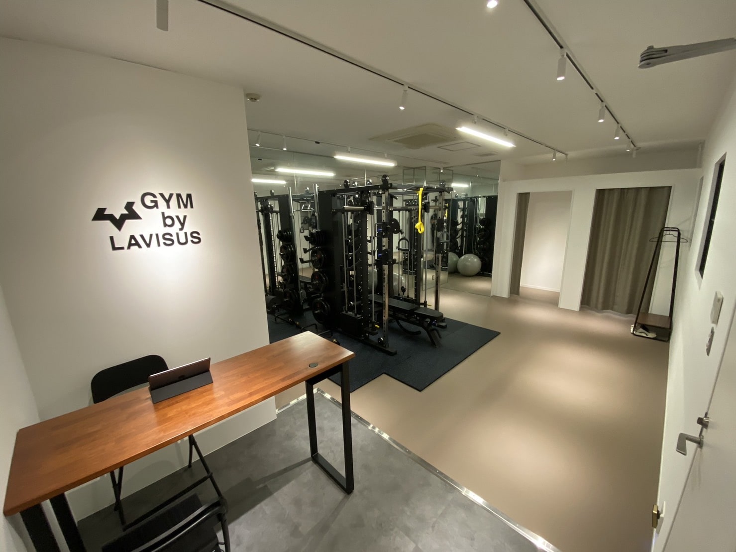 THE PERSONレンタルジム祐天寺北・中目黒 GYM by LAVISUSの内観