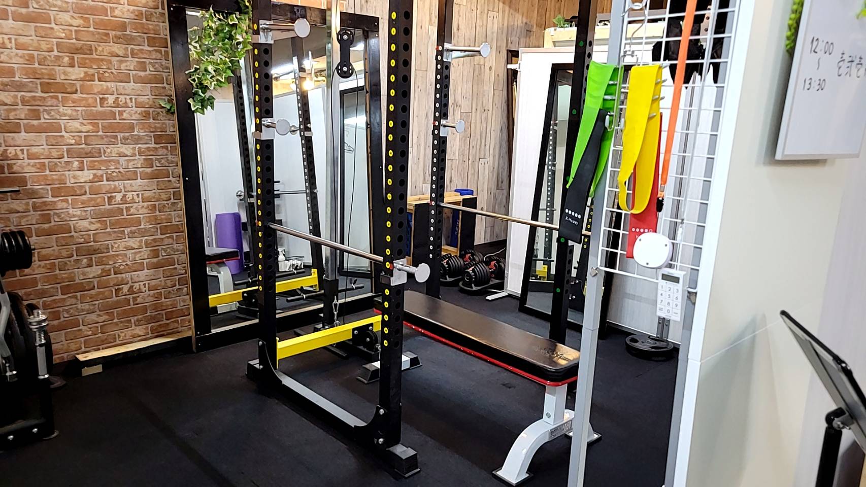 THE PERSONレンタルジム亀有 三丁目の内観