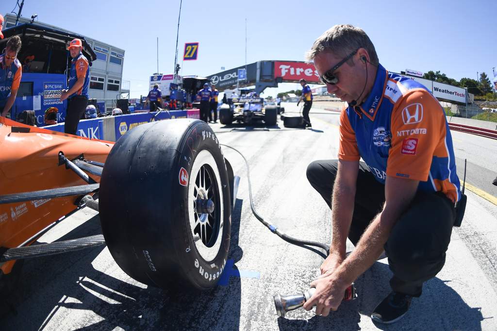 Ganassi pit IndyCar Laguna Seca