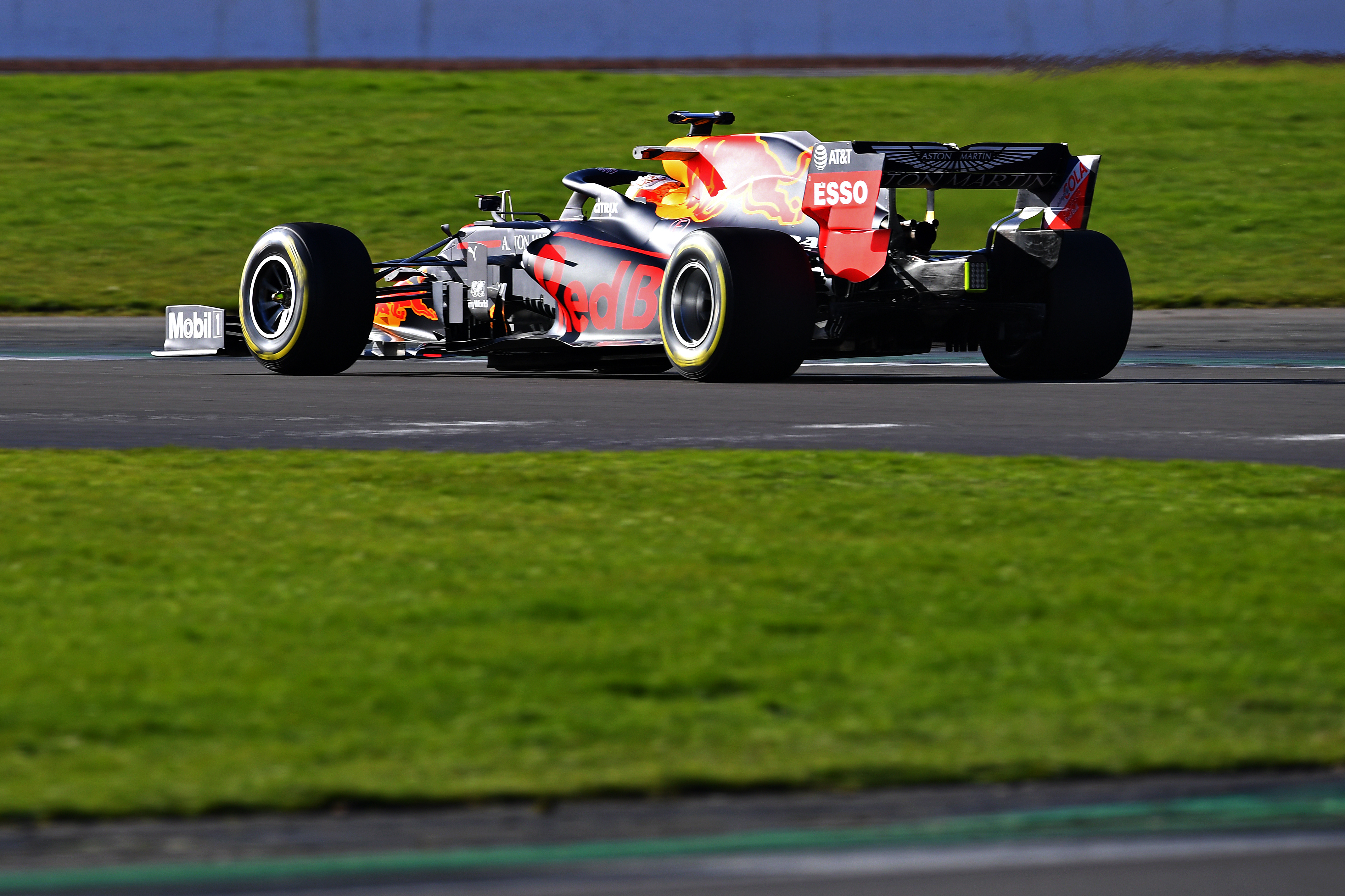 Red Bull 2020 F1 car shakedown