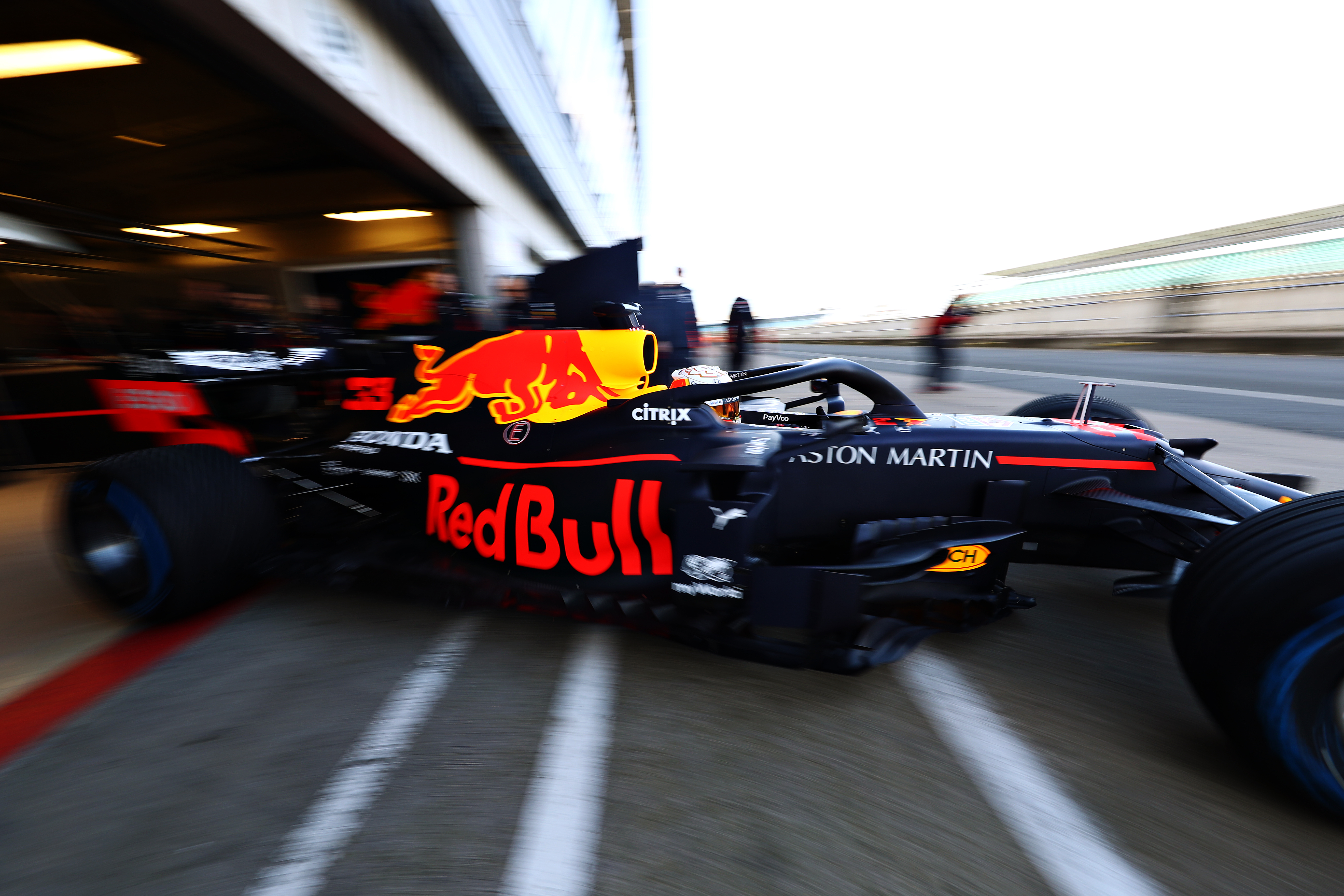 Red Bull 2020 F1 car shakedown