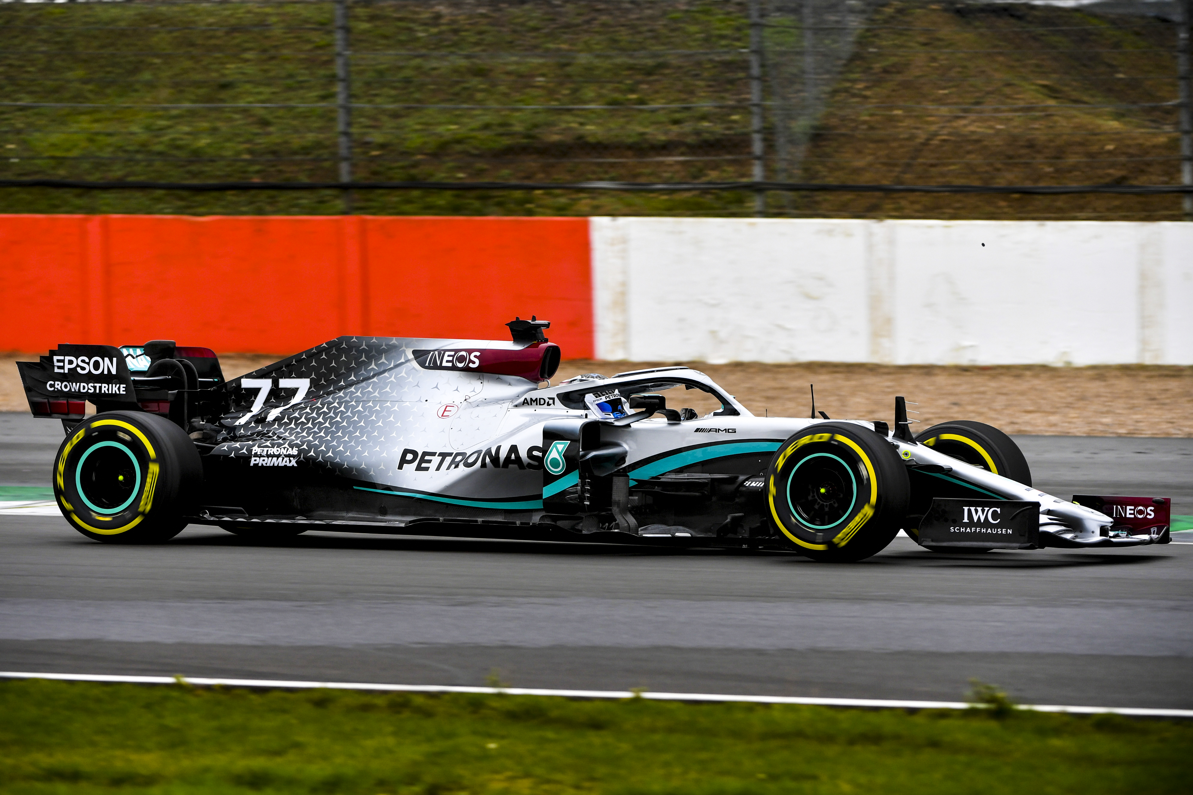 Mercedes 2020 F1 car shakedown