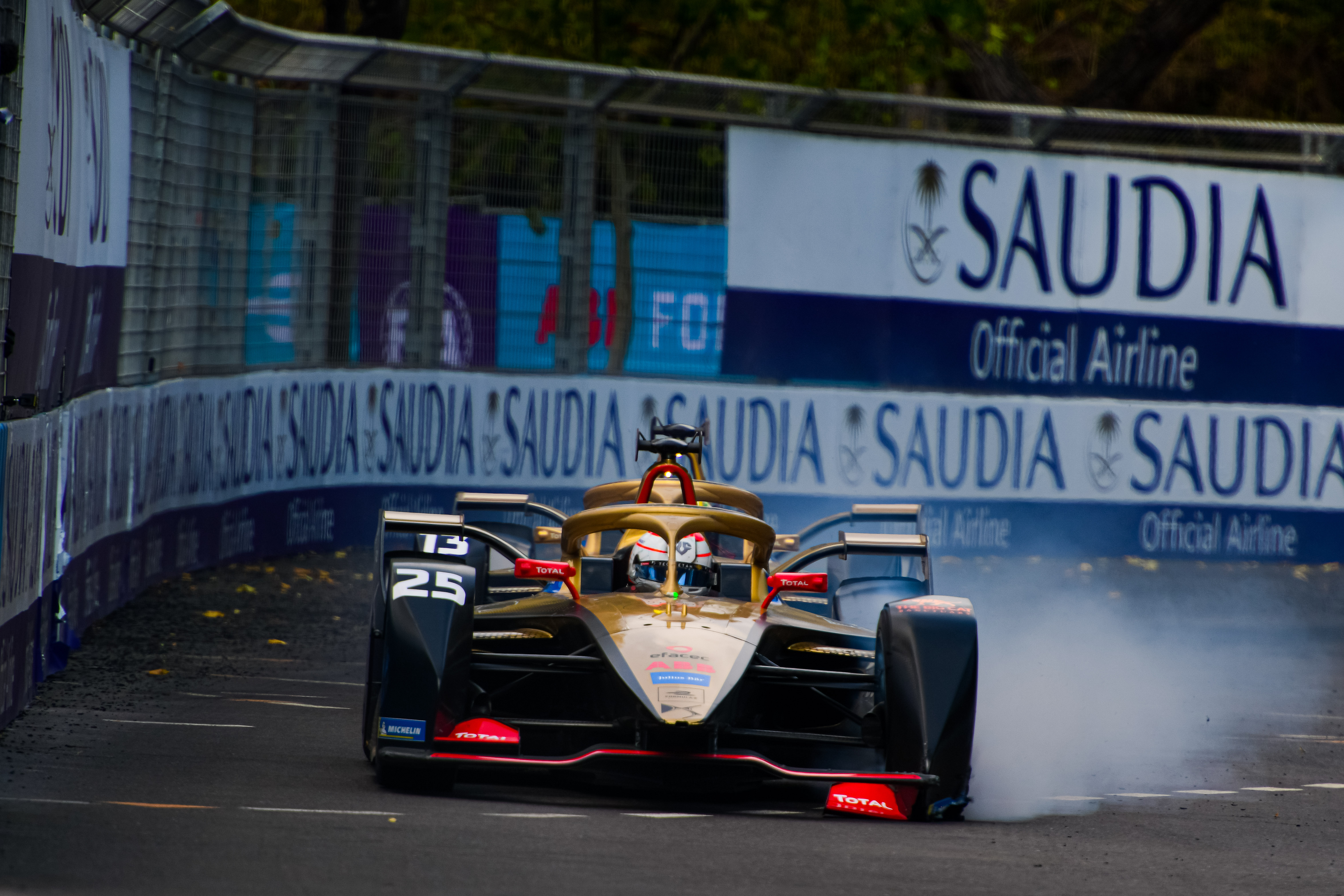 Jean-Eric Vergne DS Techeetah damage Santiago E-Prix Formula E 2020