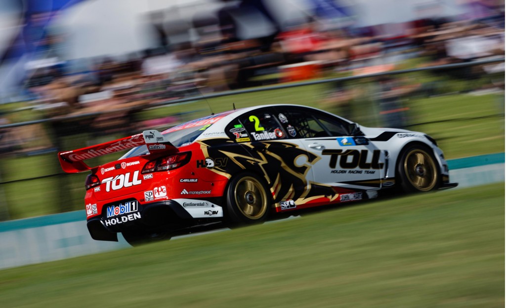 Tander Holden Press Pic