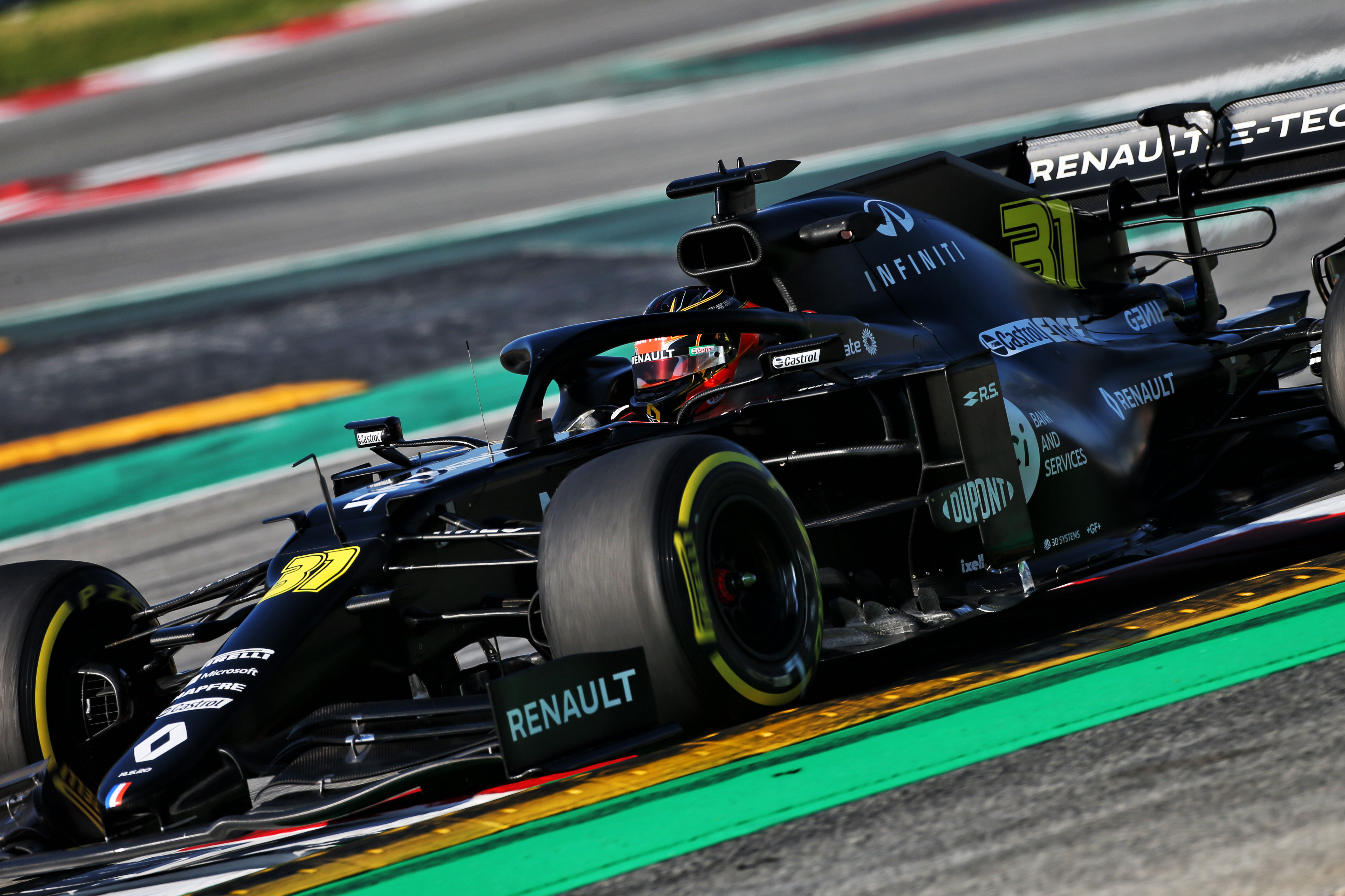 Esteban Ocon Renault F1 testing Barcelona 2020