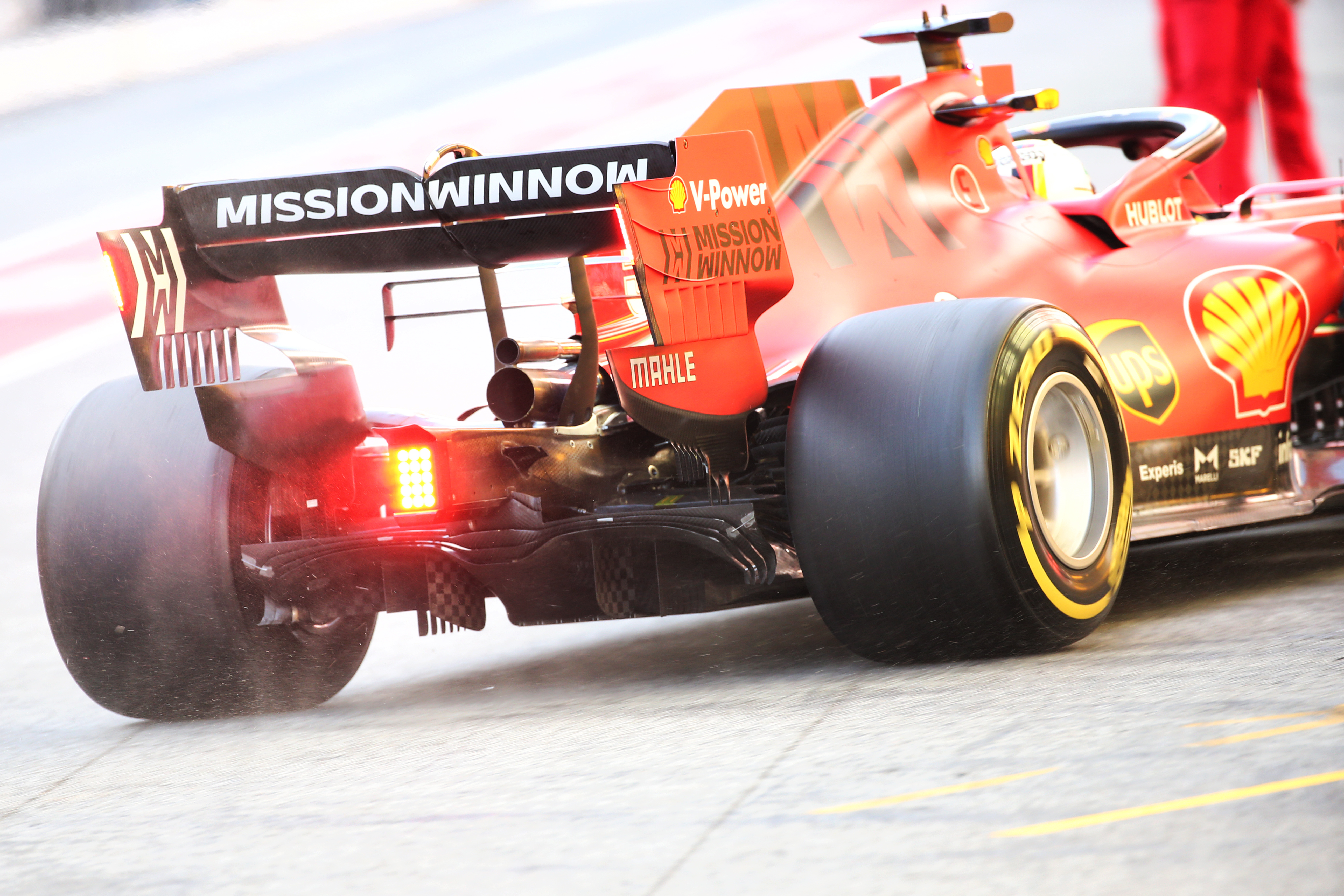 Ferrari rear wing