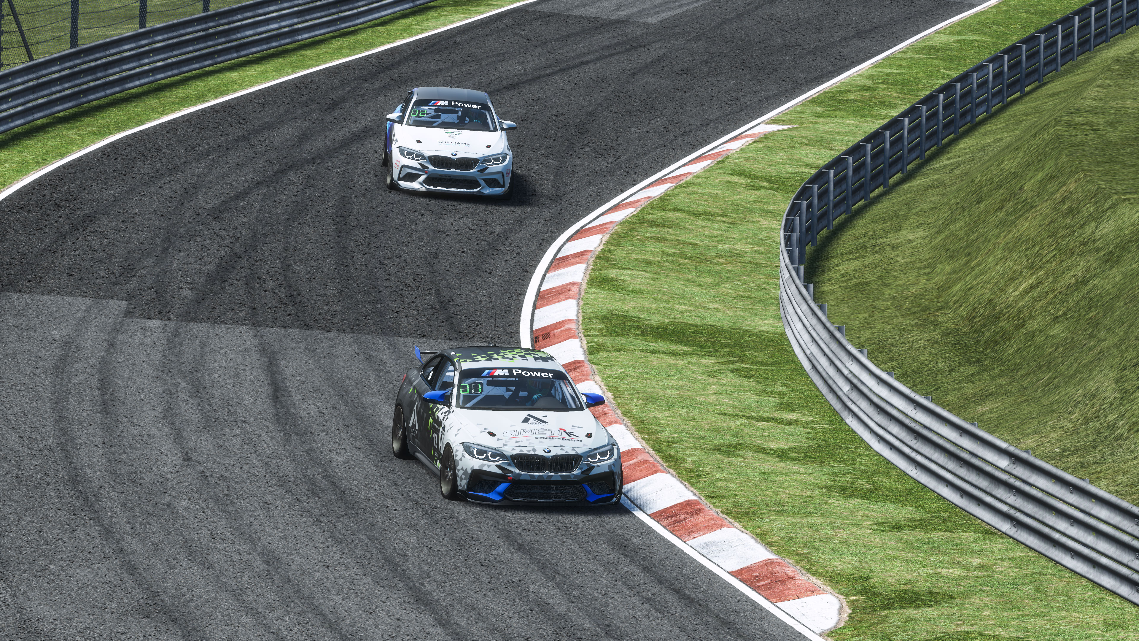 BMW M2 Esports 2020