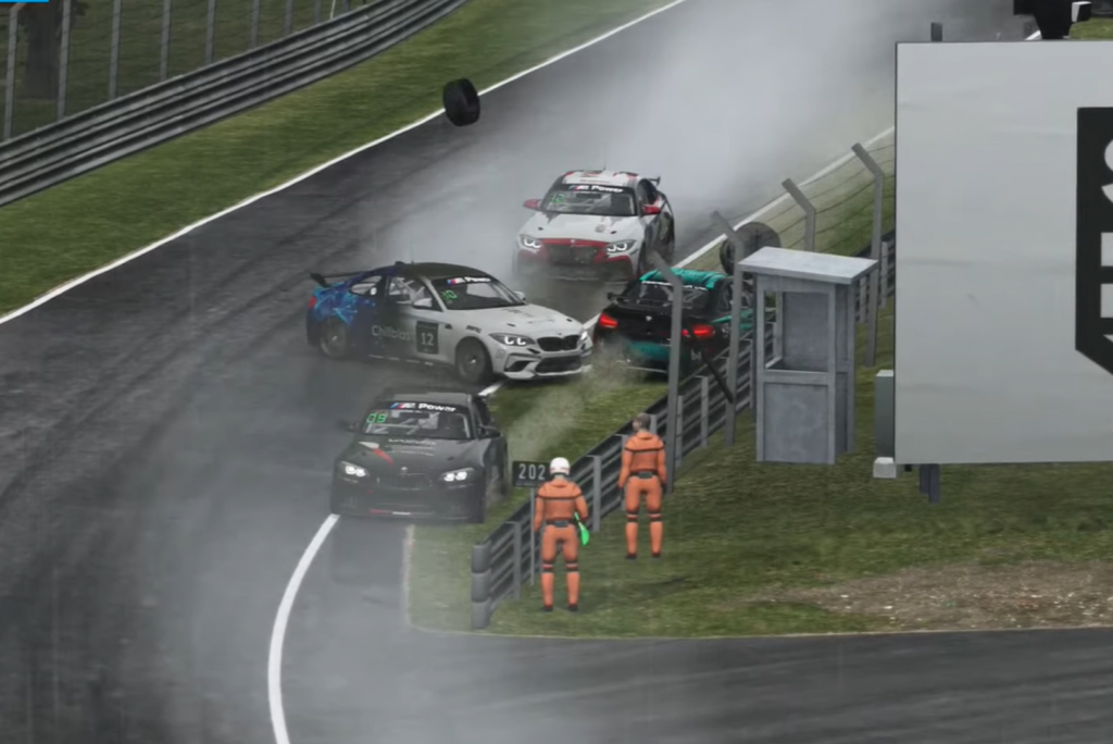 Smidl wins BMW CS Esports round, Simoncic in pile-up