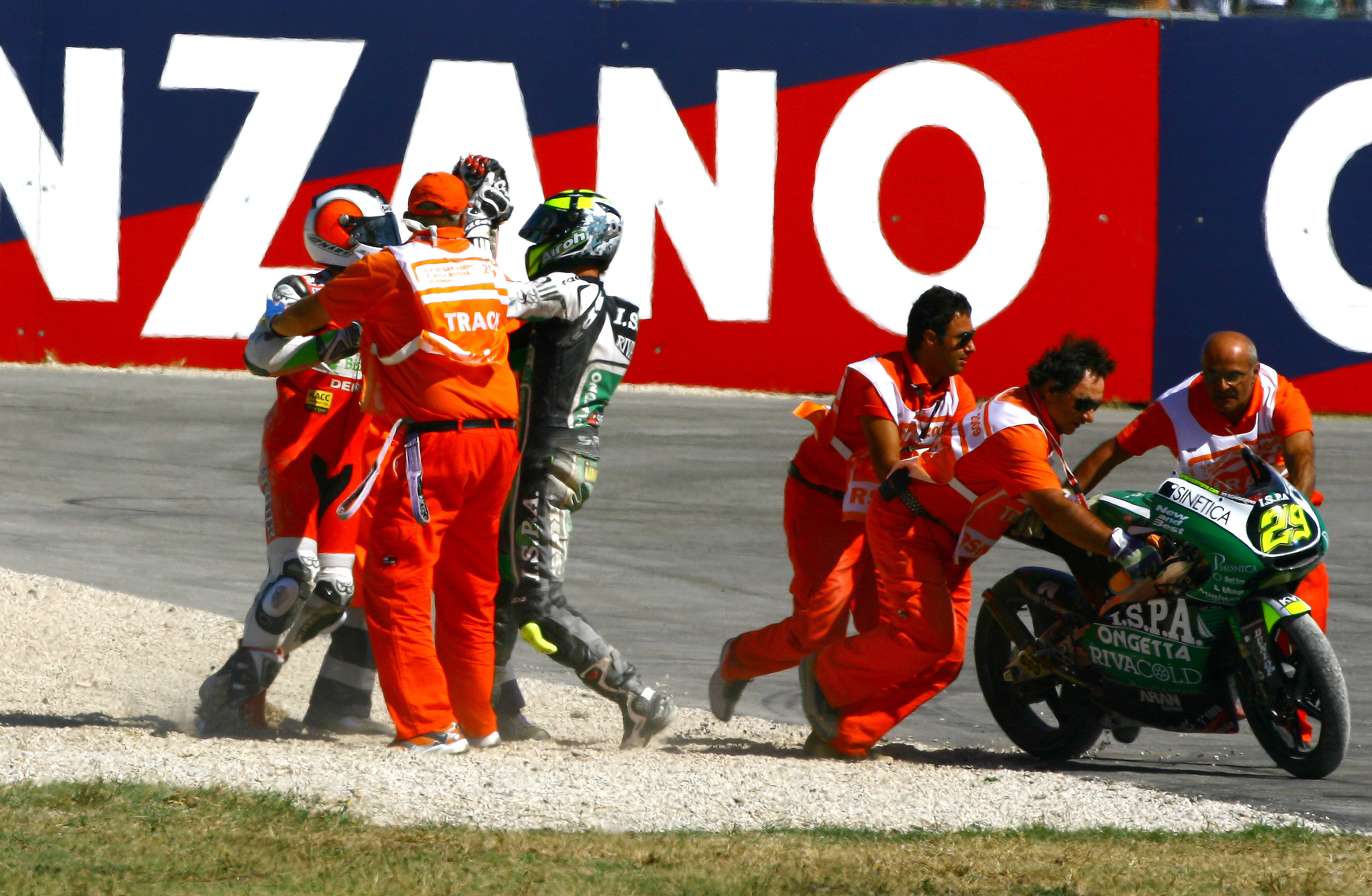 Andrea Iannone Pol Espargaro crash Misano 125cc 2009