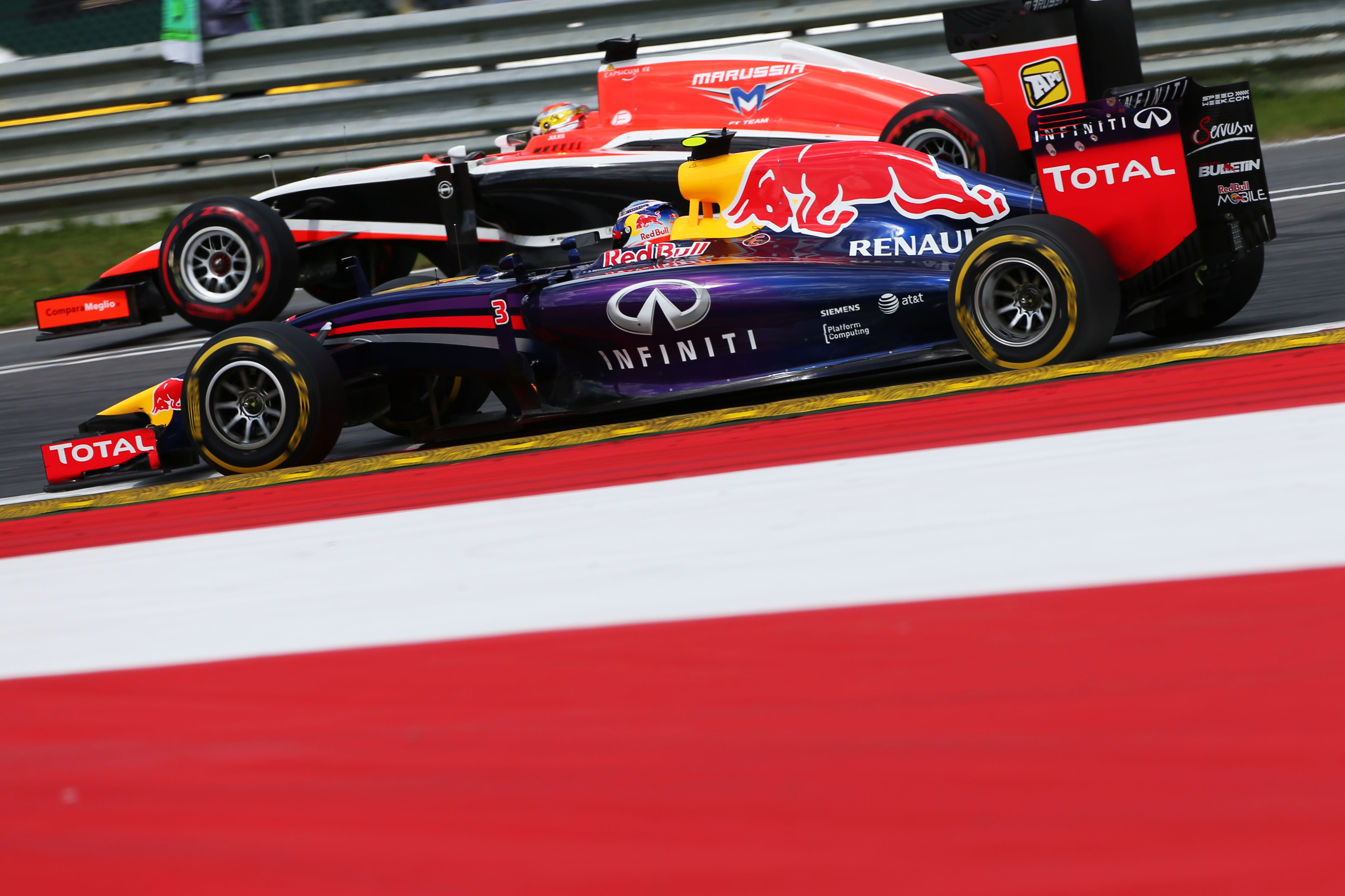 Daniel Ricciardo Jules Bianchi Austrian Grand Prix F1 2014