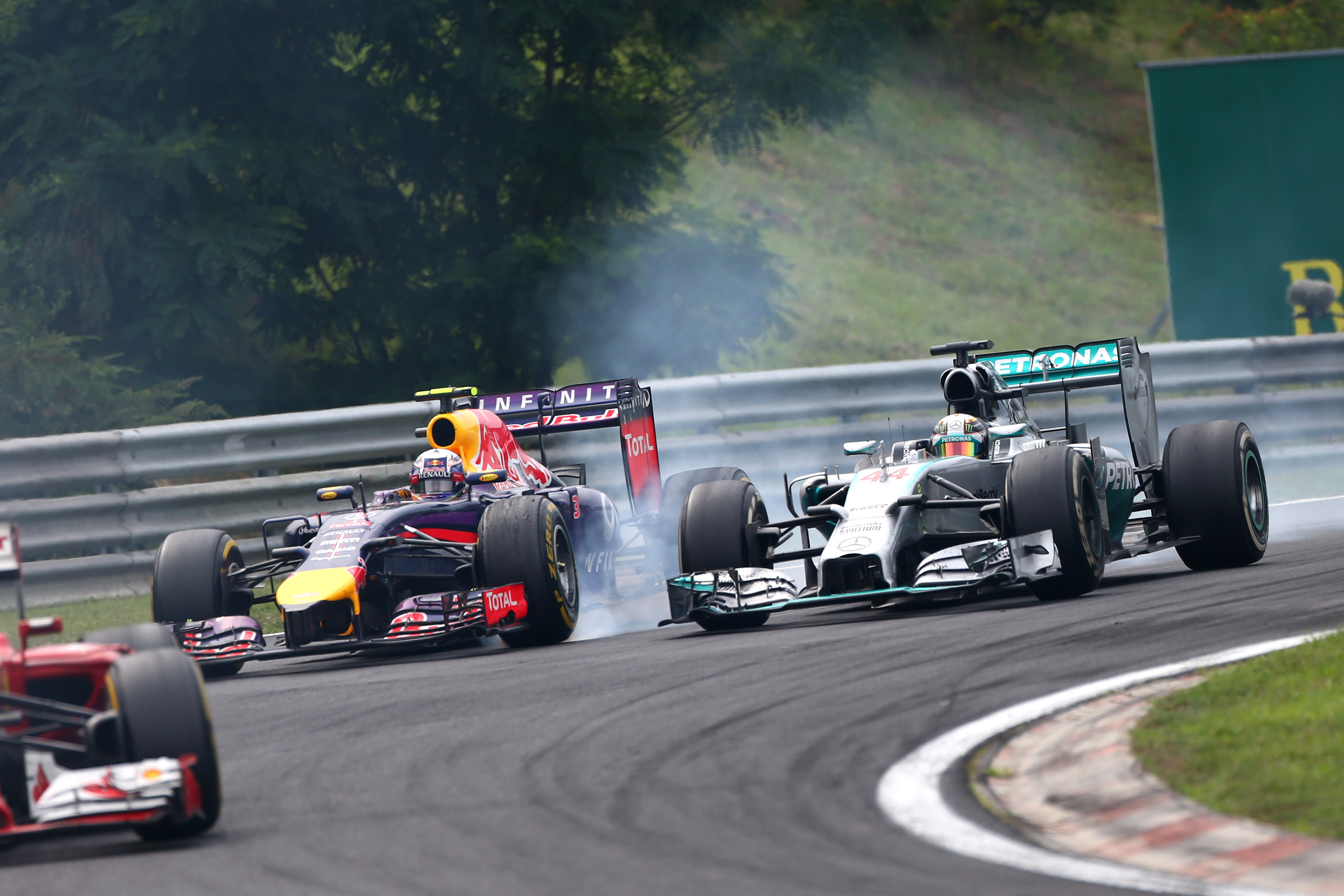 Daniel Ricciardo Red Bull Lewis Hamilton Mercedes Hungarian Grand Prix 2014