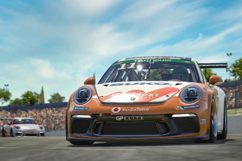 Benecke fends off Verstappen for Porsche Supercup win