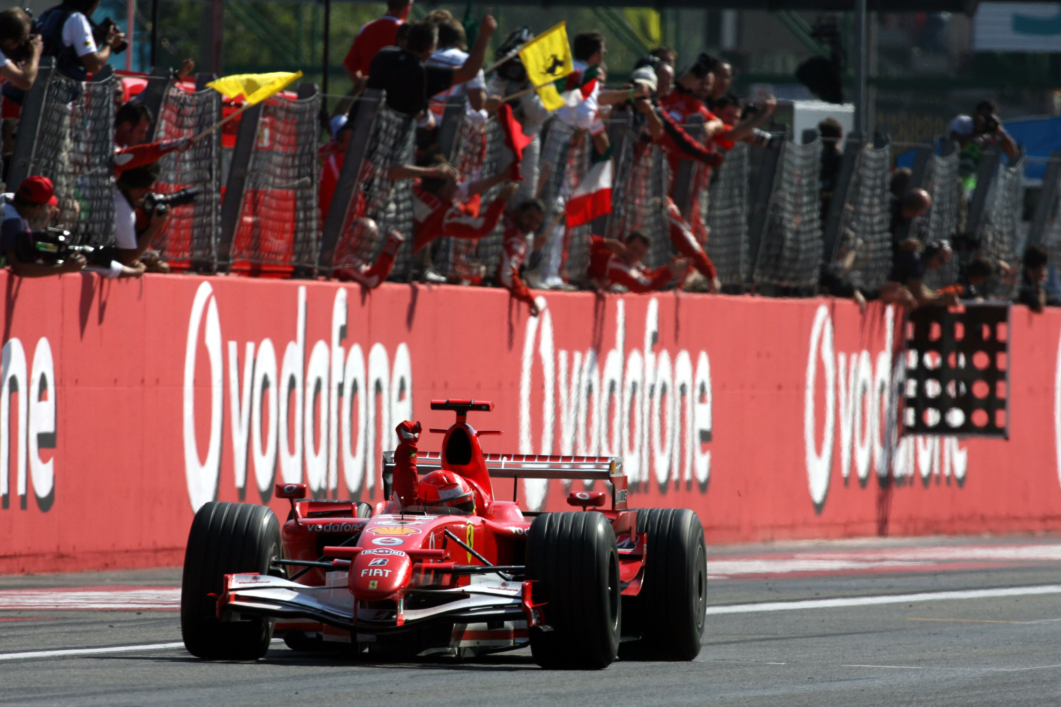 Michael Schumacher wins Italian Grand Prix 2006 Monza