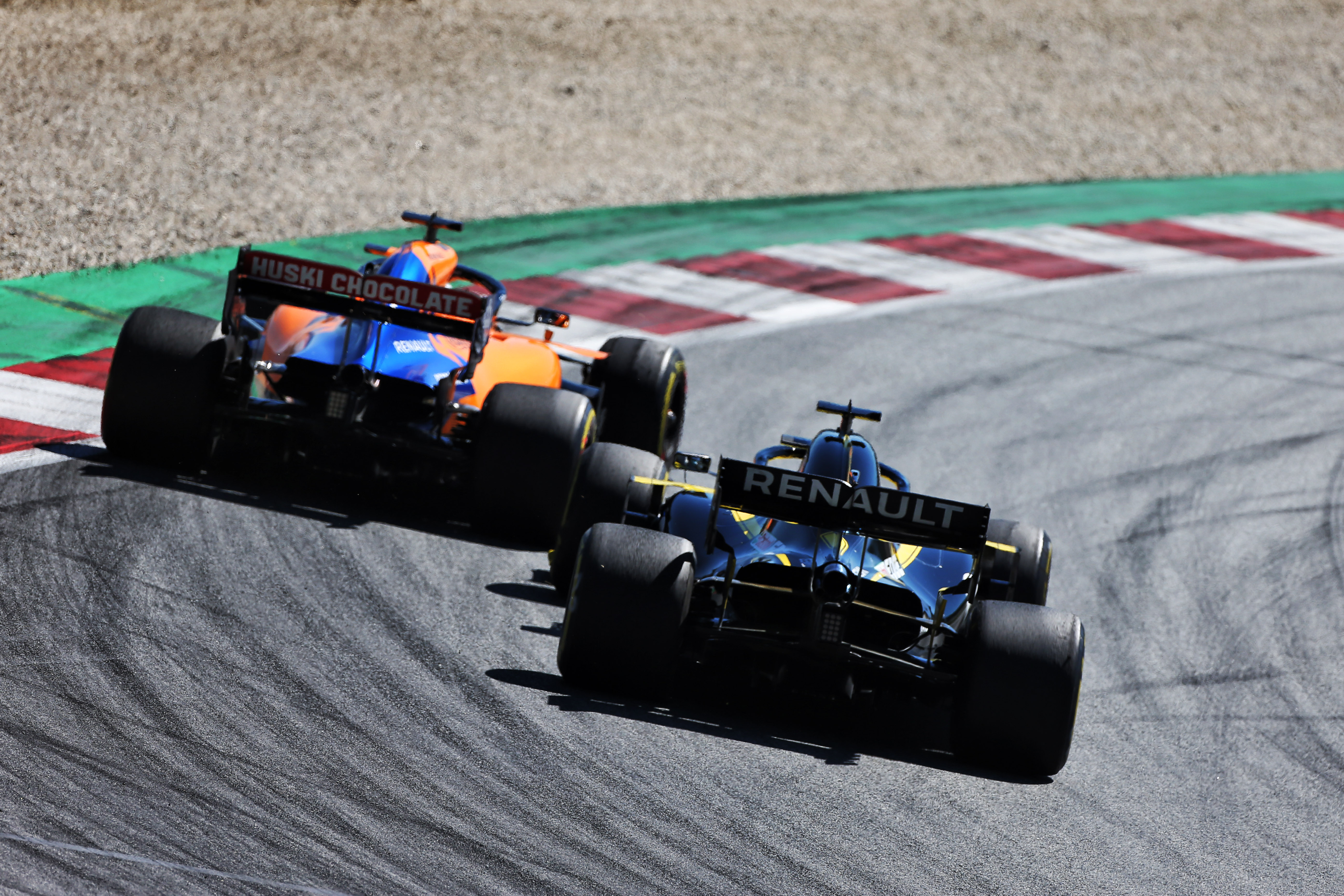 Carlos Sainz Jr McLaren Daniel Ricciardo Renault Austrian Grand Prix 2019