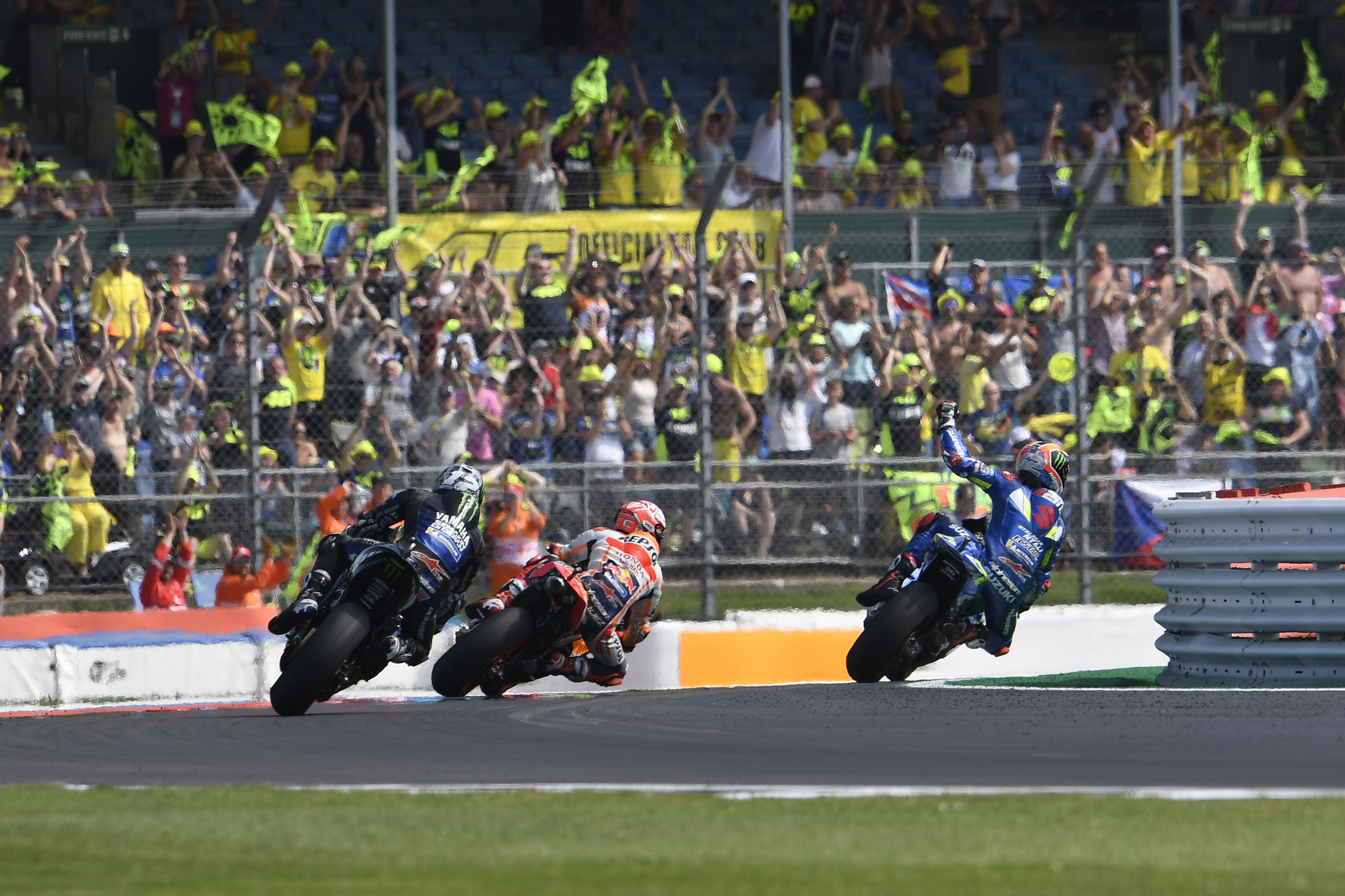 Alex Rins wins Silverstone MotoGP 2019