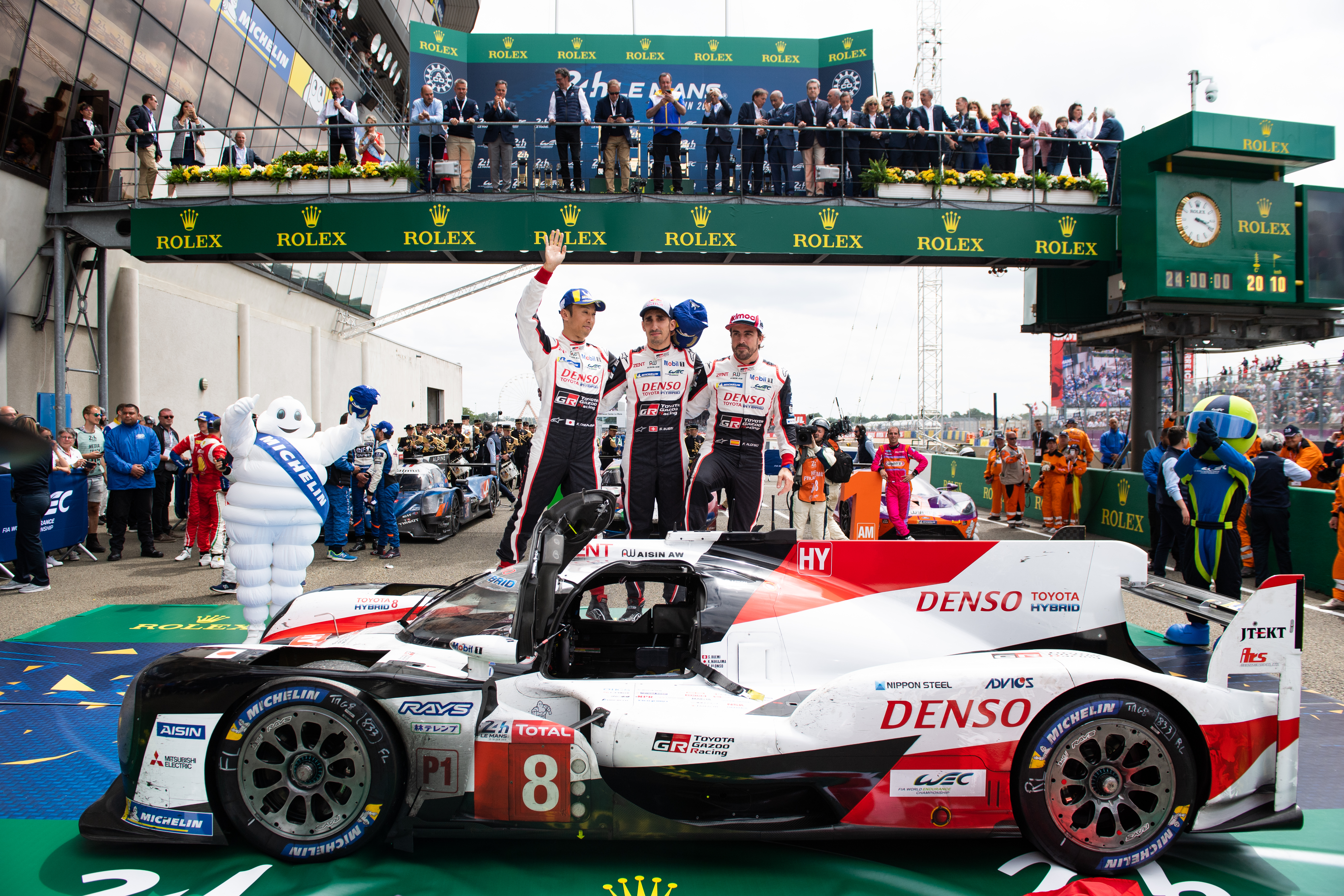 Kazuki Nakajima Sebastien Buemi Fernando Alonso Toyota Le Mans 24 Hours win 2019