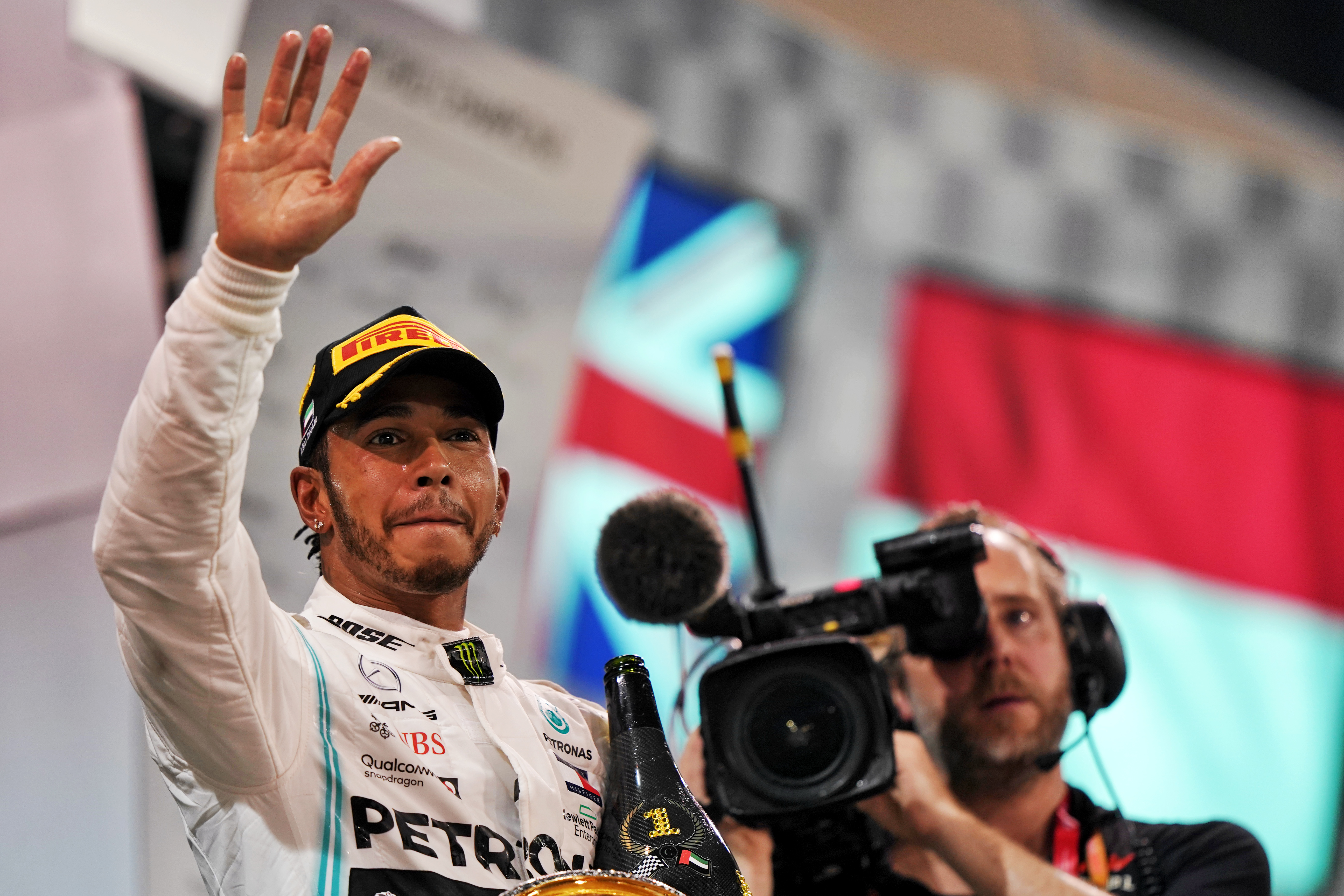 Lewis Hamilton wins Abu Dhabi Grand Prix 2019