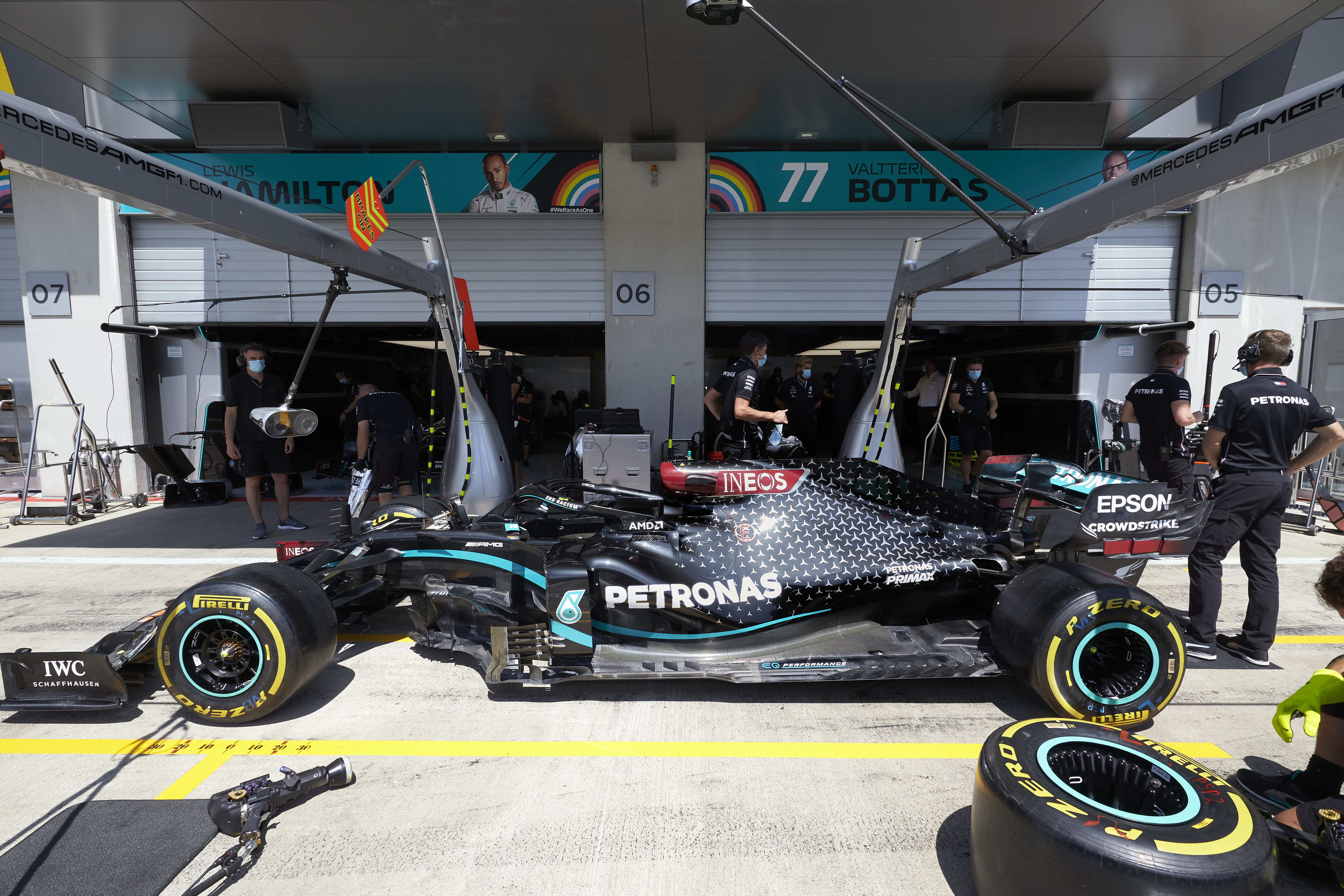 Mercedes to race in black F1 livery in message against racism, Mercedes GP