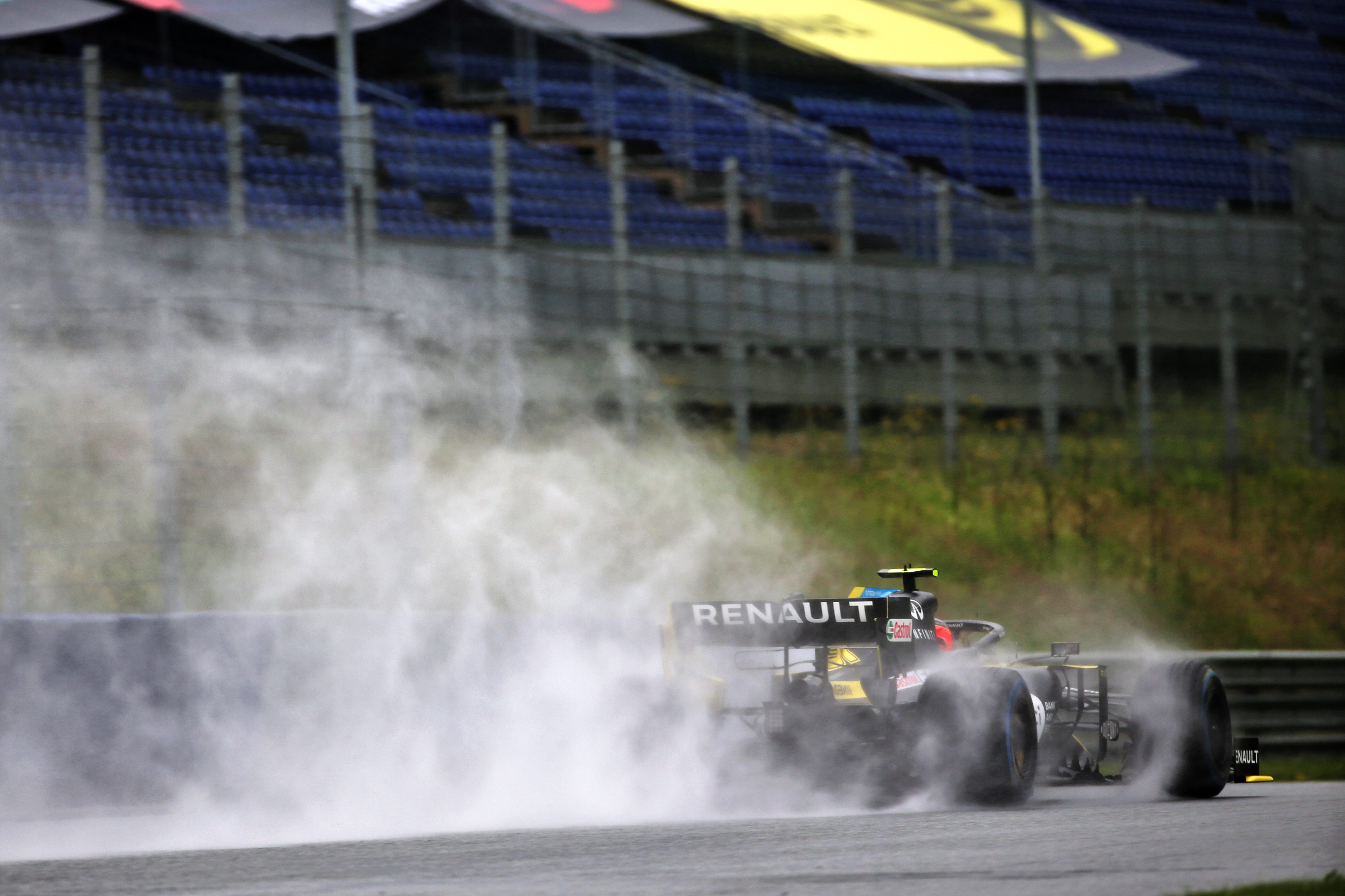 Motor Racing Formula One World Championship Steiermark Grand Prix Qualifying Day Spielberg, Austria