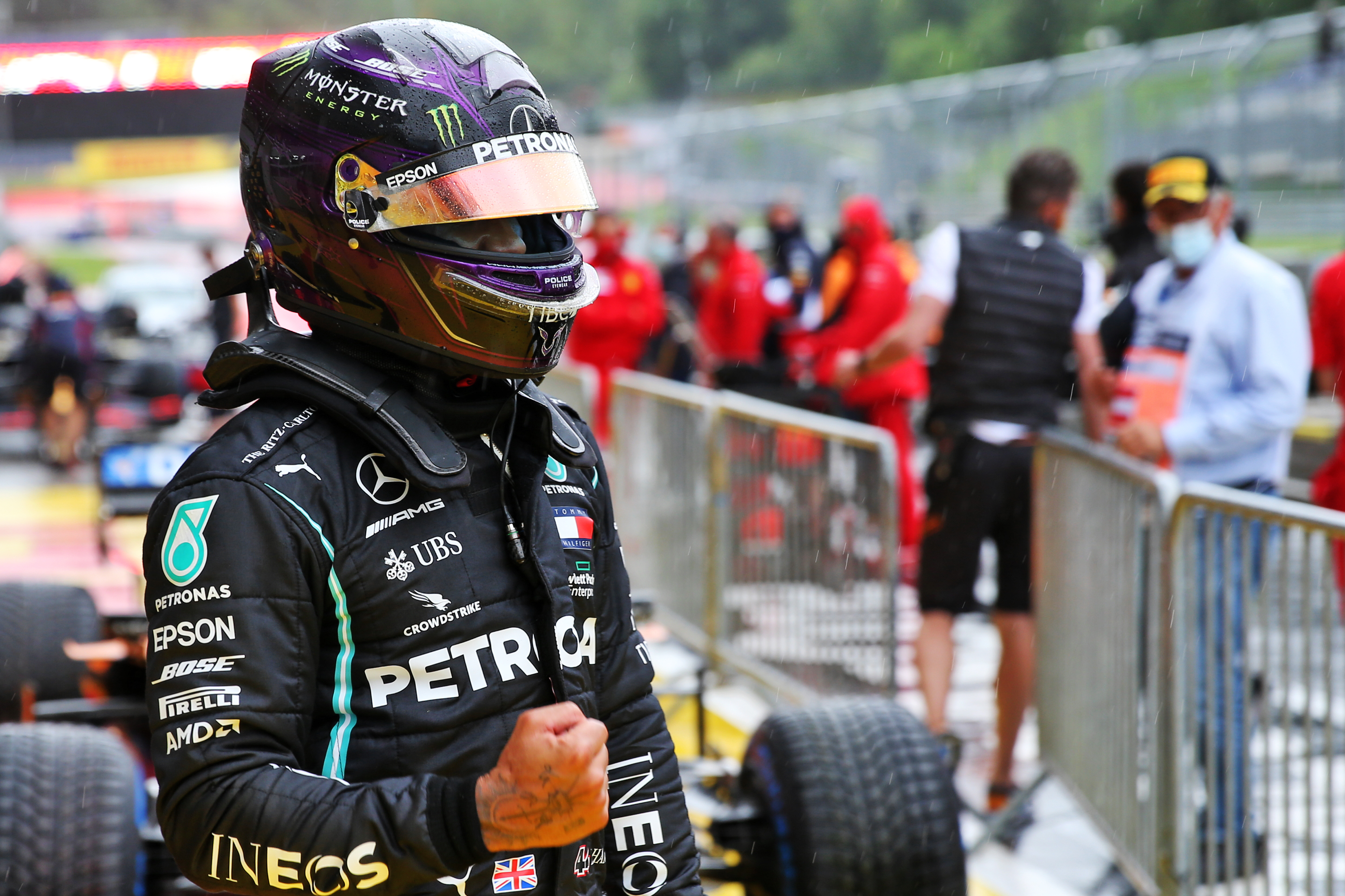 Lewis Hamilton takes Styrian Grand Prix pole 2020