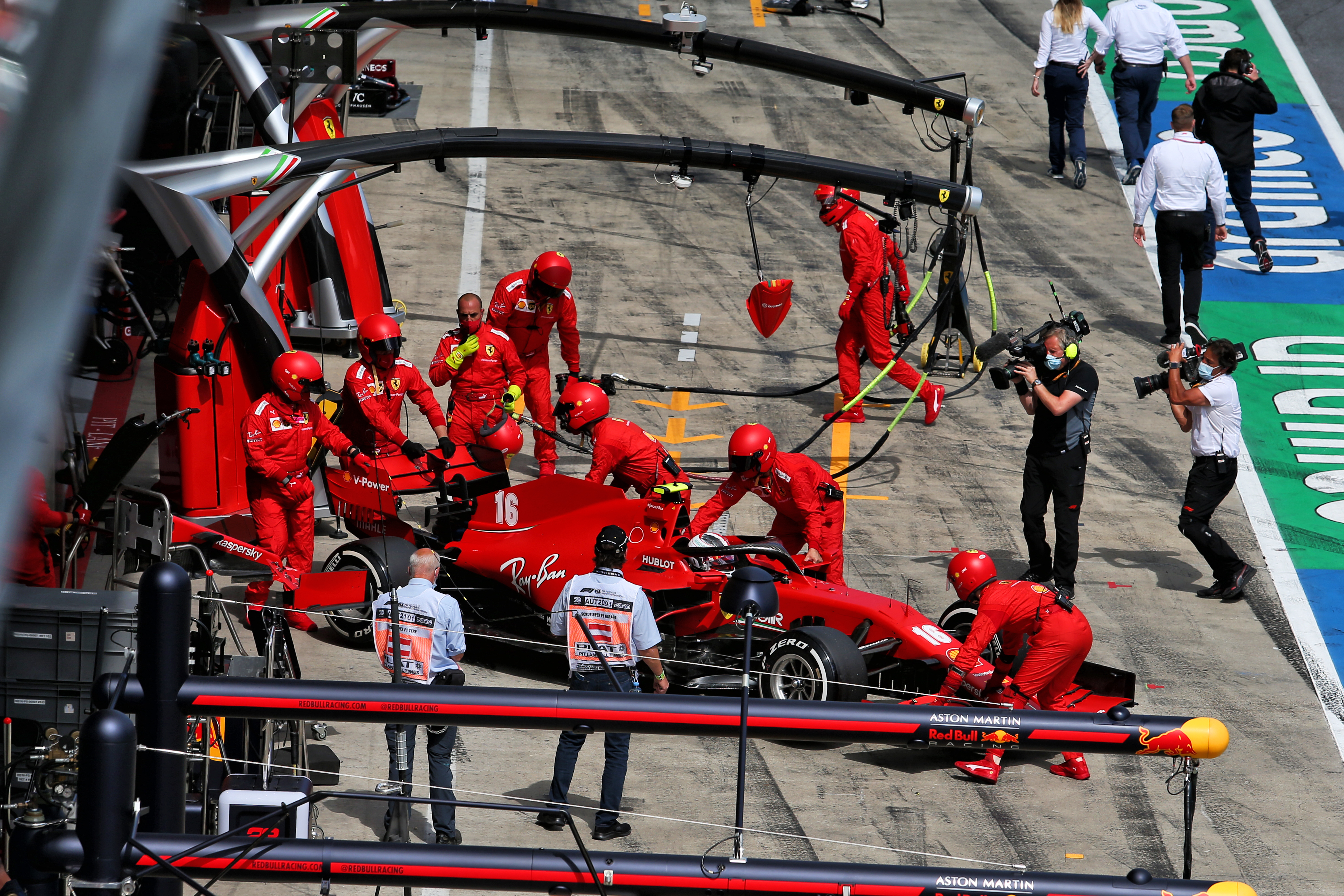 Charles Leclerc Ferrari retires Styrian Grand Prix 2020