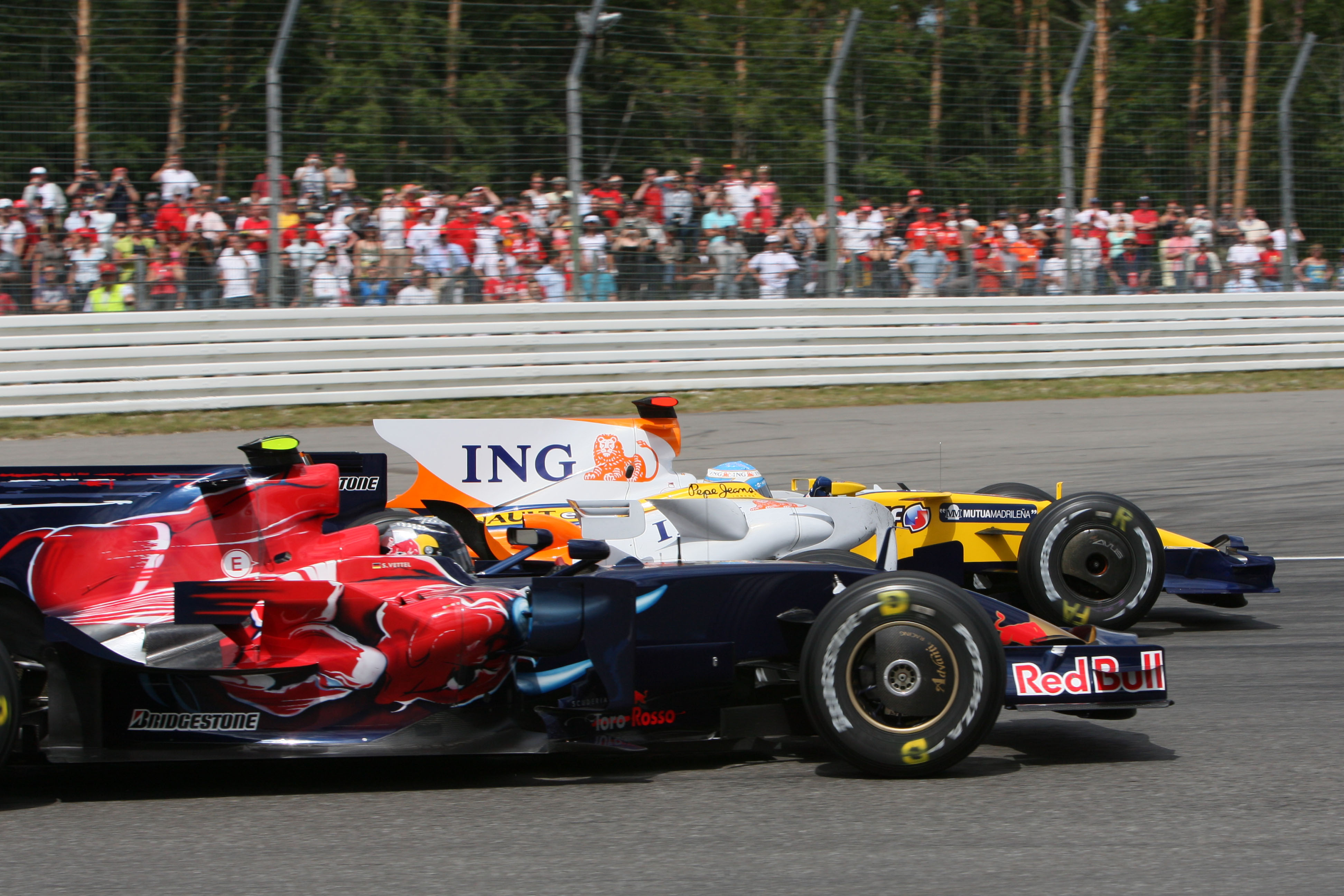 Fernando Alonso Renault Sebastian Vettel Toro Rosso German Grand Prix 2008 Hockenheim