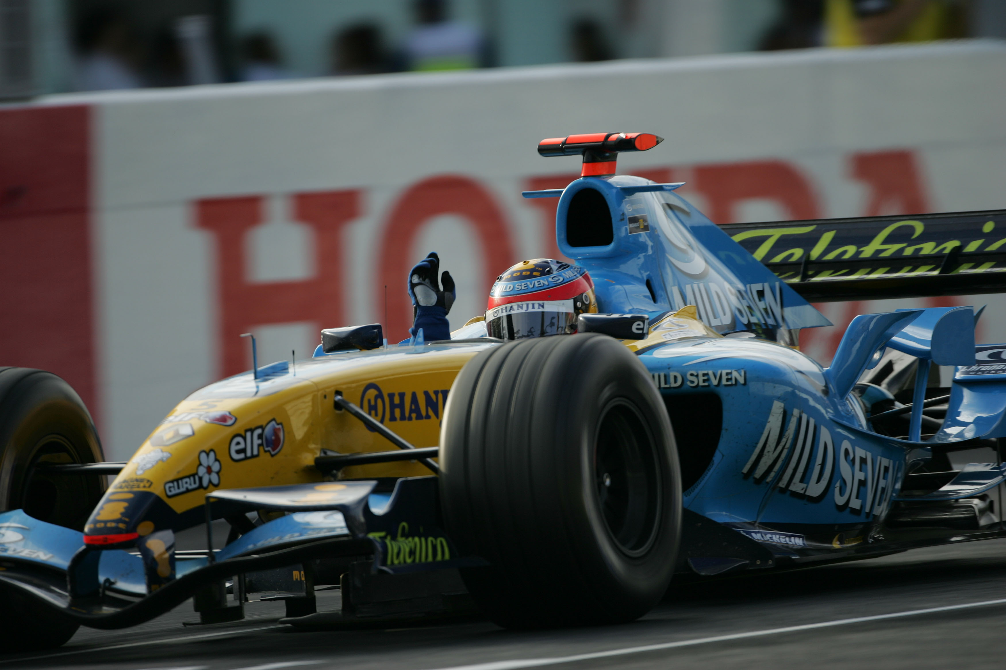 Fernando Alonso Renault F1 2005
